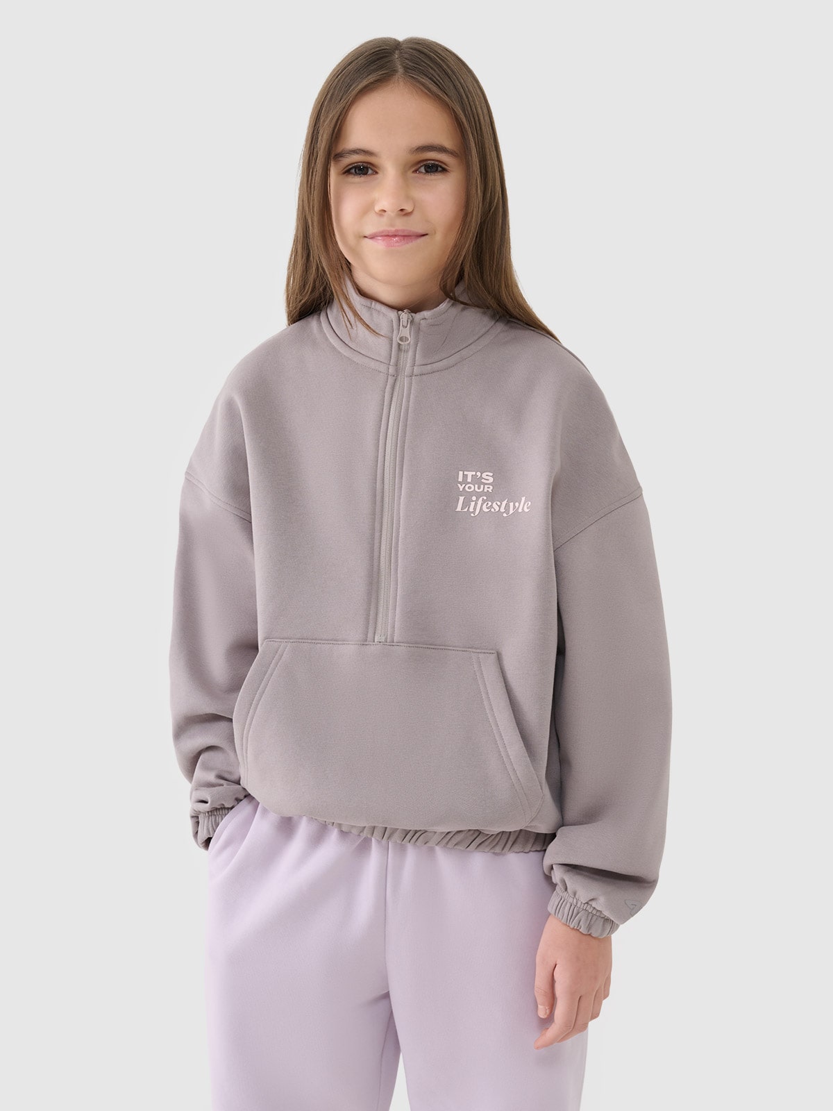 4F Bluza dresowa nierozpinana bez kaptura dziewczęca - beżowa 146 (10-11 lat)