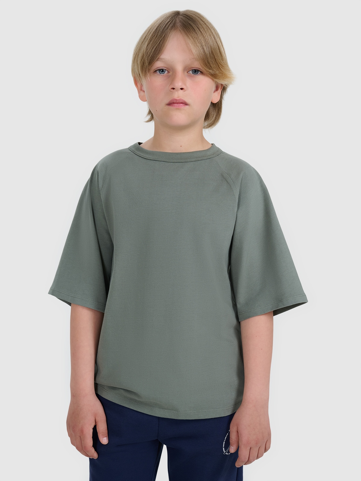 4F T-shirt oversize gładki chłopięcy - khaki 122 (6-7 lat)