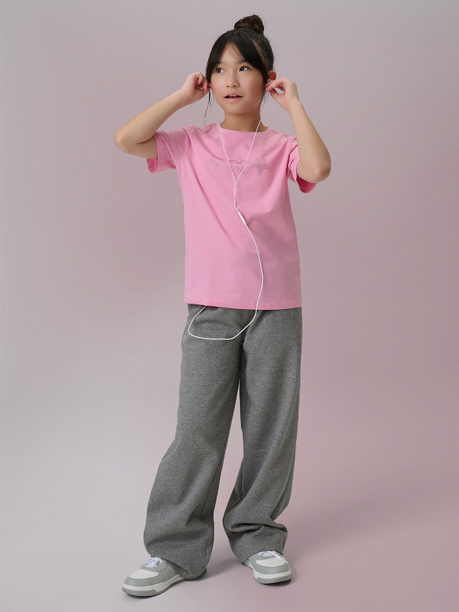 4F T-shirt regular z nadrukiem dziewczęcy - różowy 140 (9-10 lat)