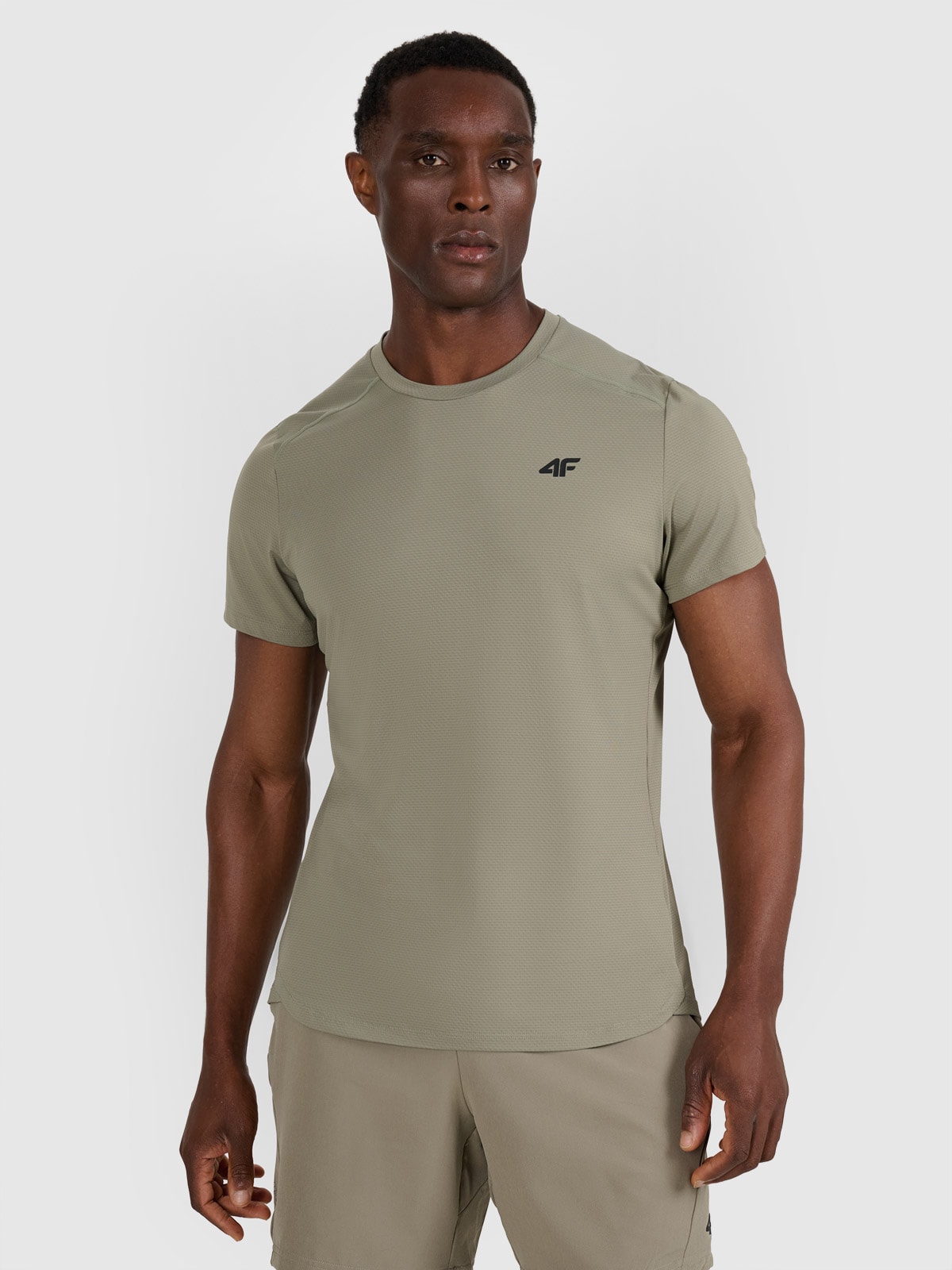 4F Koszulka treningowa szybkoschnąca męska - oliwkowa/khaki XXL