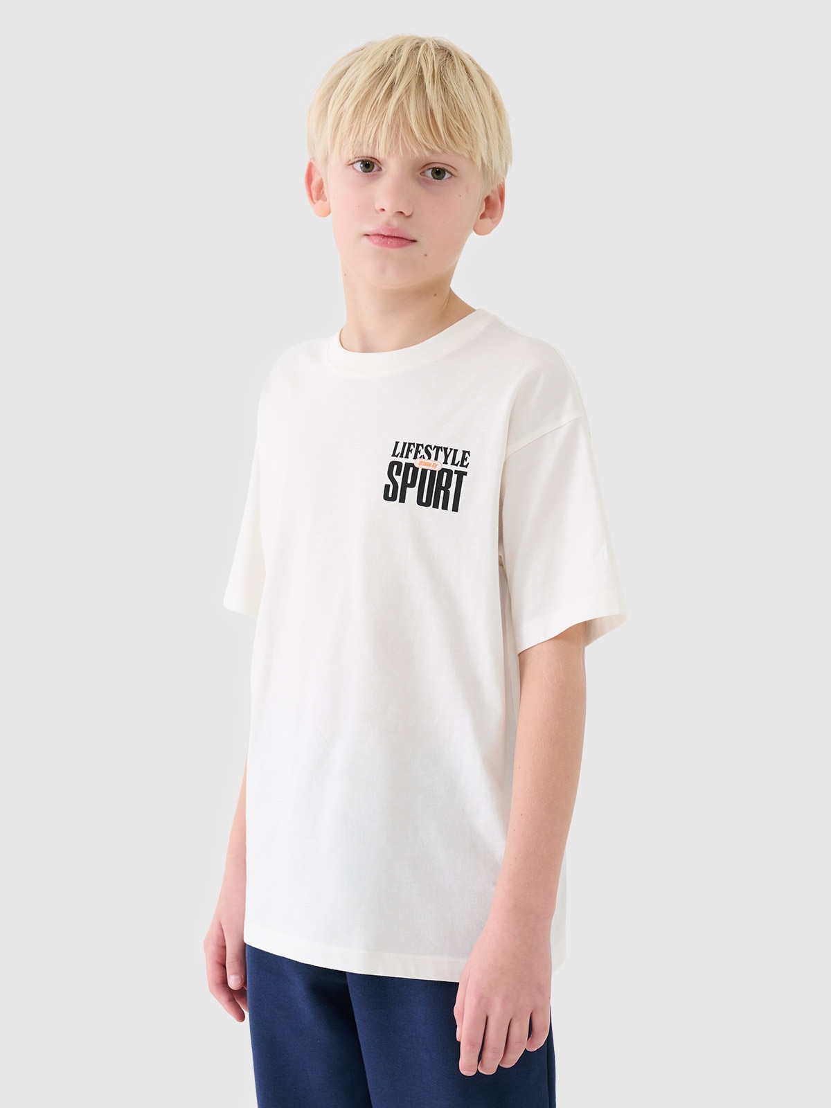 4F T-shirt regular z nadrukiem chłopięcy - biały 158 (12-13 lat)