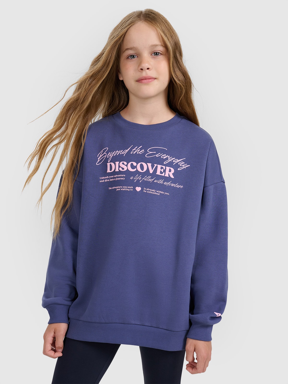 4F Bluza dresowa oversize nierozpinana bez kaptura dziewczęca - niebieska 158 (12-13 lat)