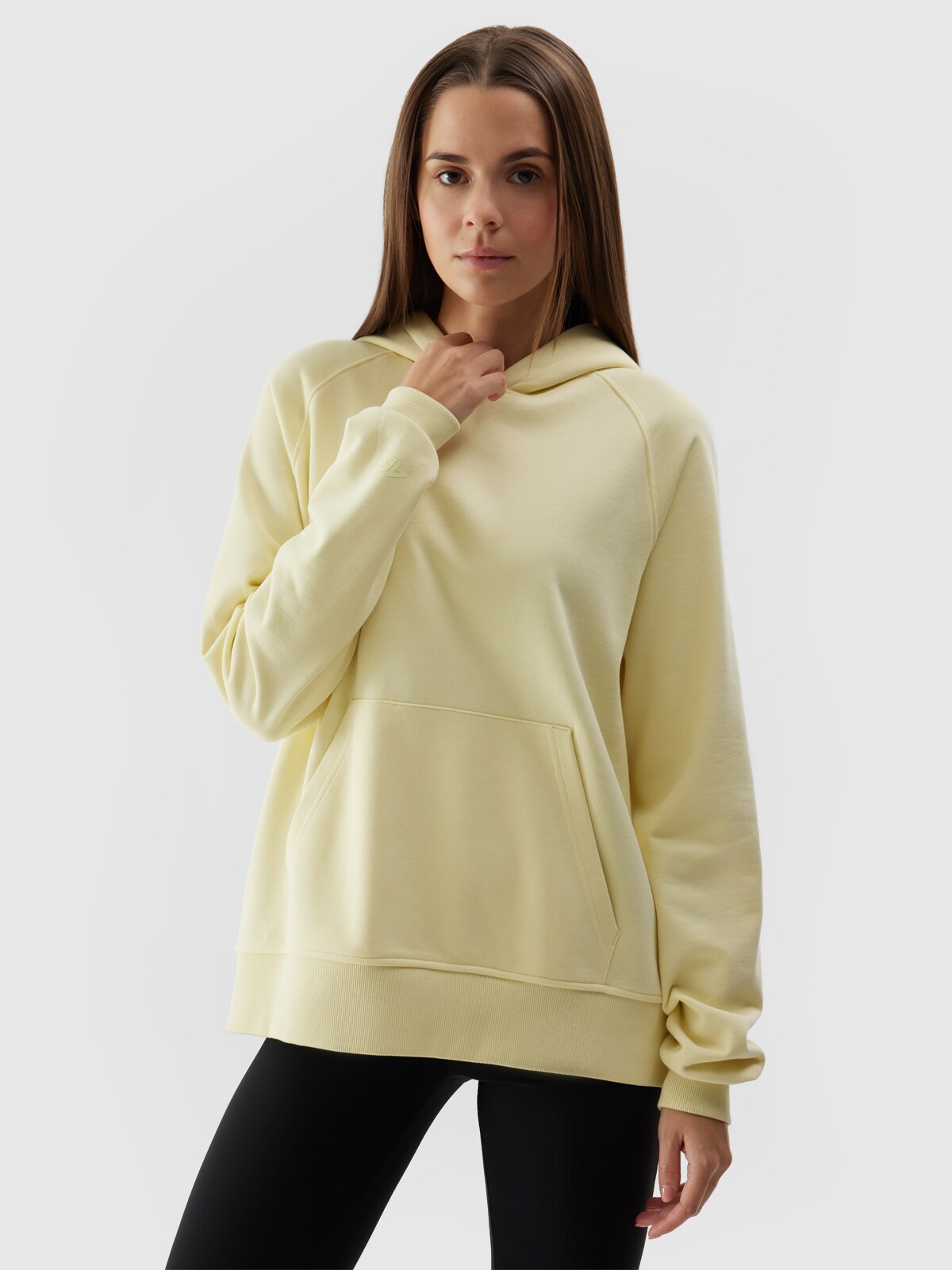 4F Bluza dresowa nierozpinana z kapturem damska - żółta S