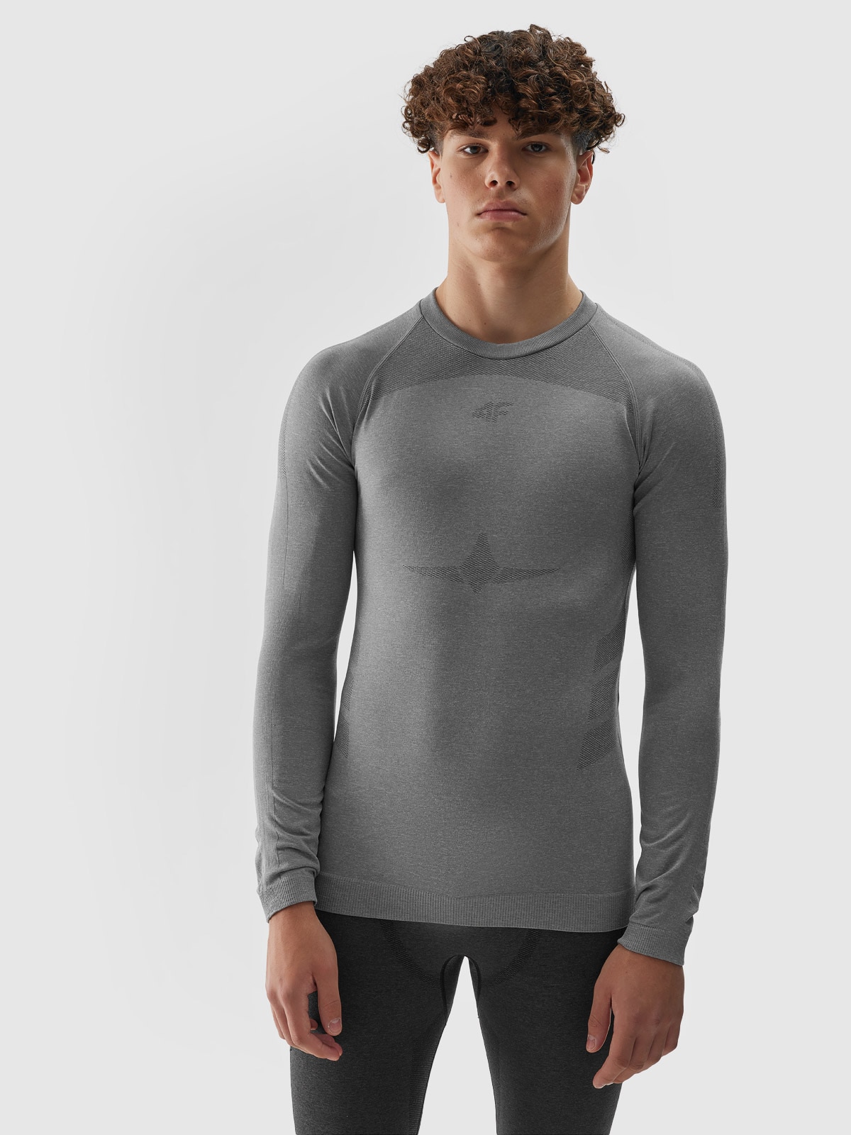 4F Bielizna termoaktywna bezszwowa (góra) męska - szara L/XL