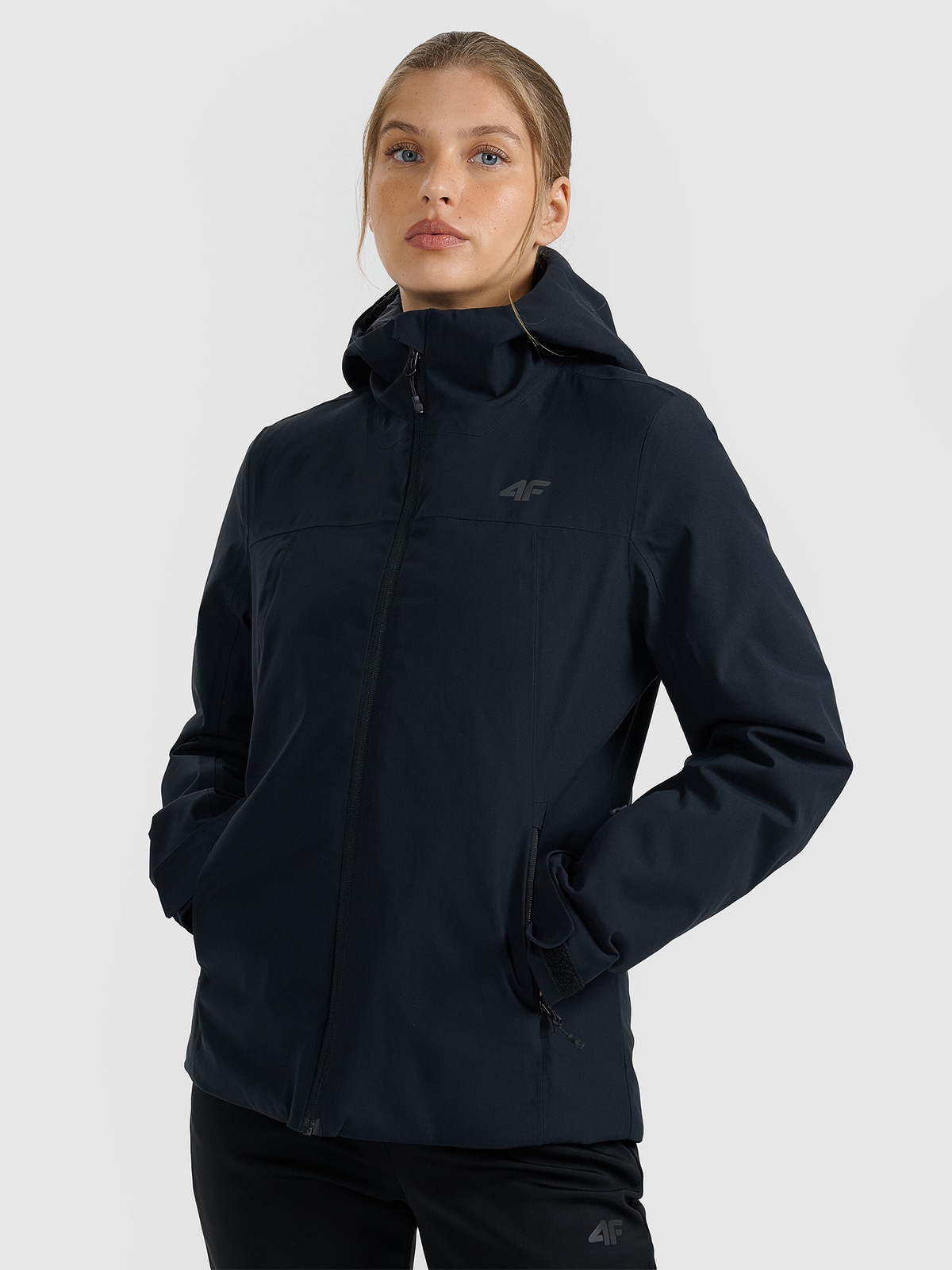 4F Kurtka narciarska membrana 5000 damska - czarna XS
