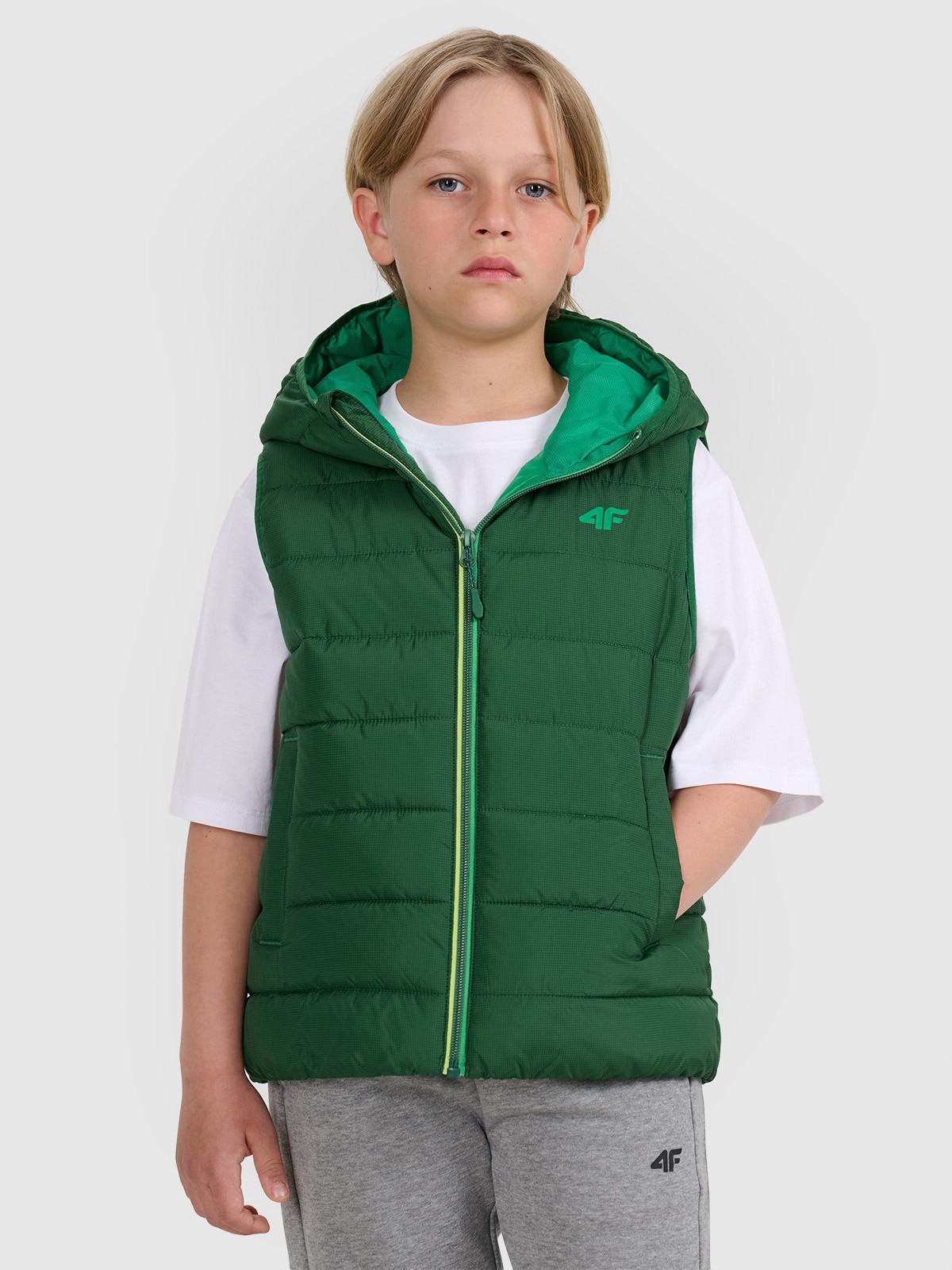 4F Bezrękawnik puchowy z wypełnieniem syntetycznym chłopięcy - zielony 164 (13-14 lat)