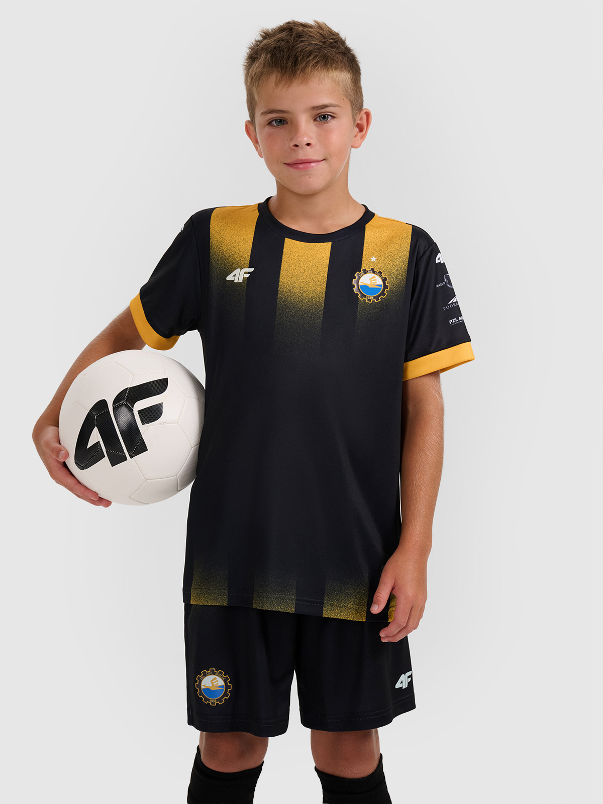 4F Trzecia koszulka klubowa z sezonu 2025/26 dziecięca 4F x Stal Mielec - czarna 122/128 (6-8 lat)