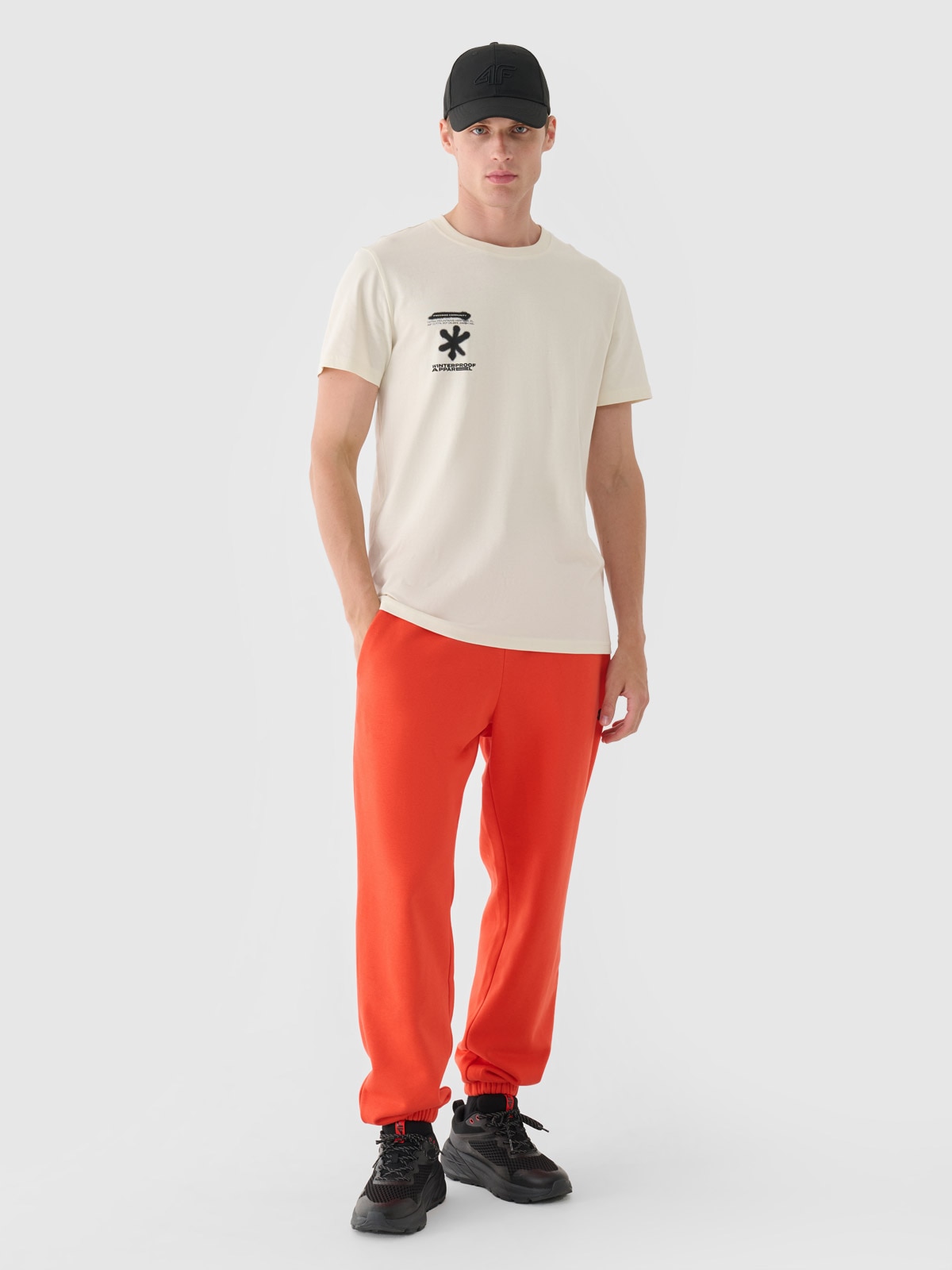 4F Spodnie dresowe joggery męskie - czerwone XL