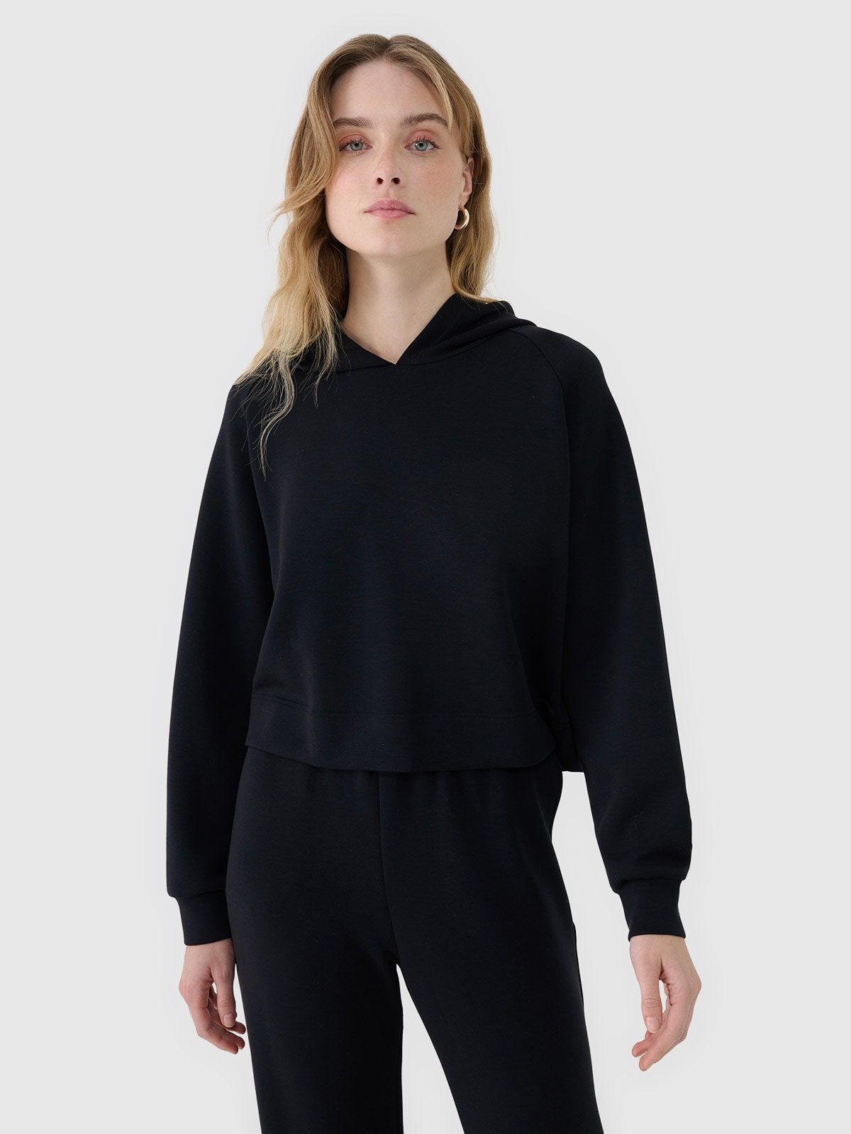 4F Bluza dresowa nierozpinana z modalem damska - czarna XL