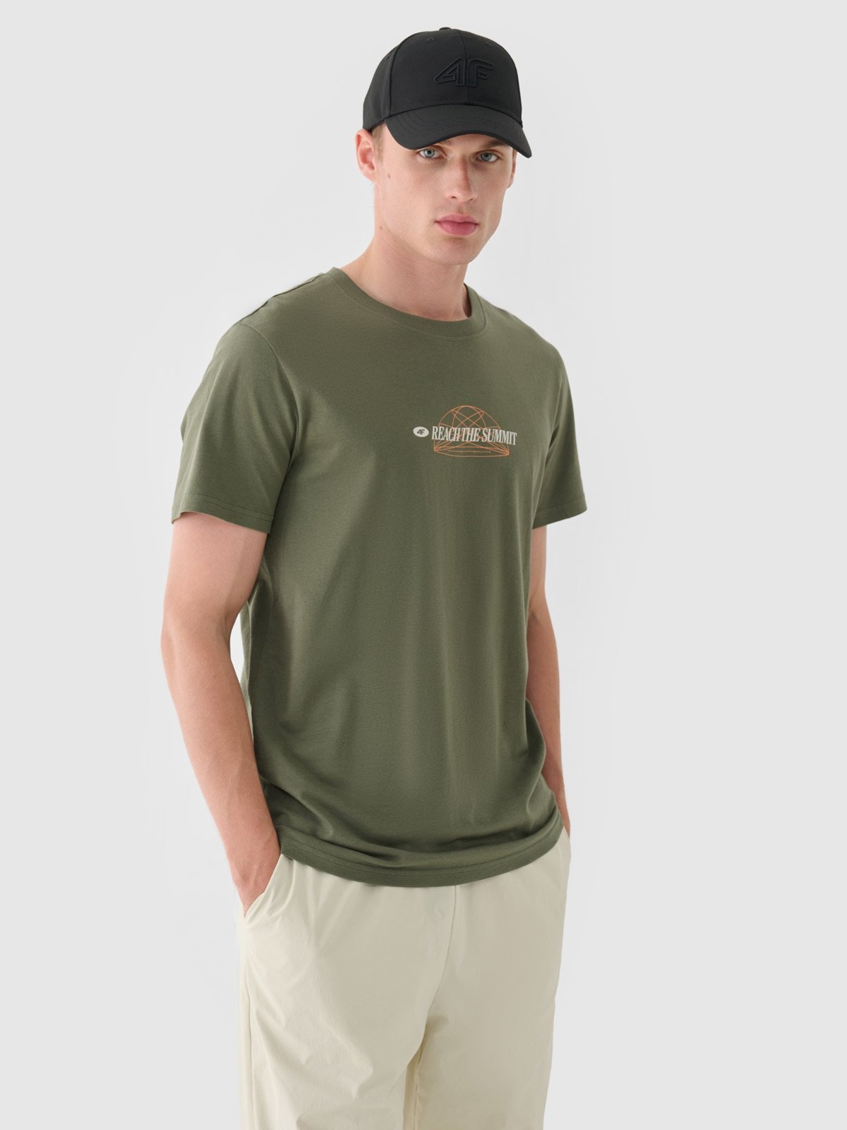 4F T-shirt regular z nadrukiem męski - khaki M