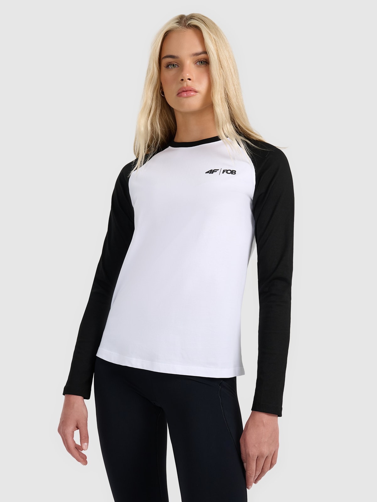 4F Longsleeve regular damski - biały L