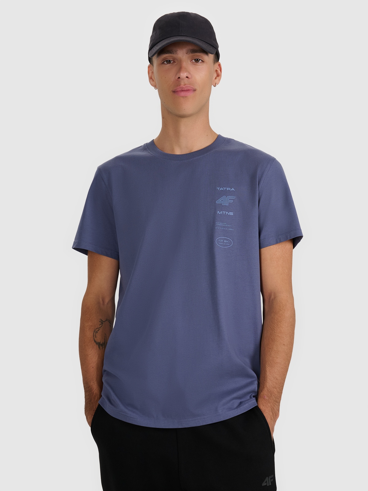 4F T-shirt regular z nadrukiem męski - granatowy M