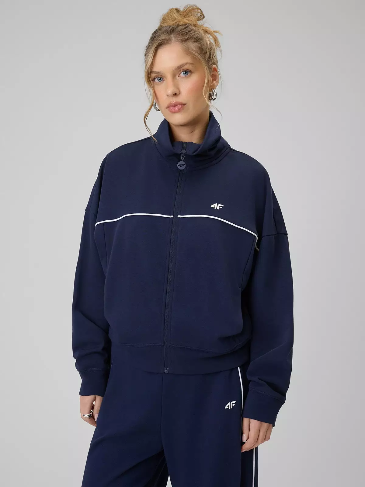 4F Bluza dresowa regular bez kaptura damska - granatowa XXL