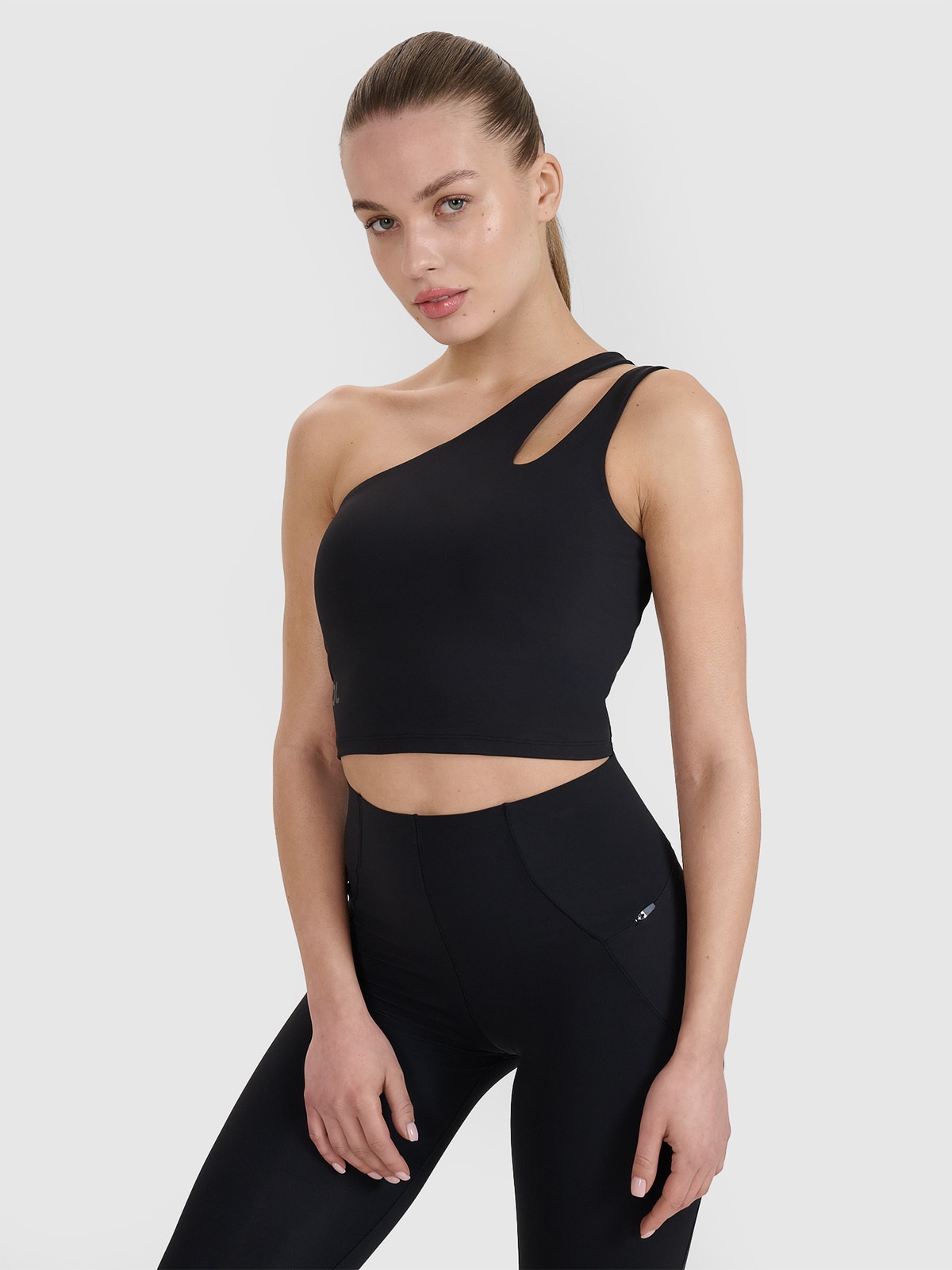 4F Crop top treningowy na jedno ramię 4F x Anna Lewandowska - czarny XL