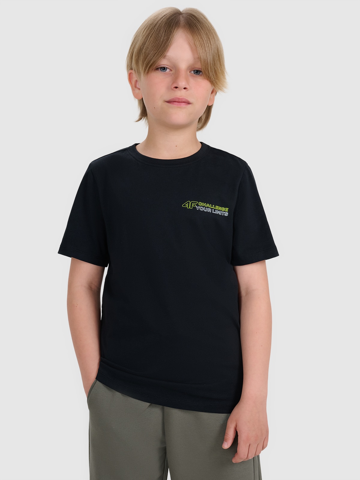 4F T-shirt regular z nadrukiem chłopięcy - czarny 164 (13-14 lat)