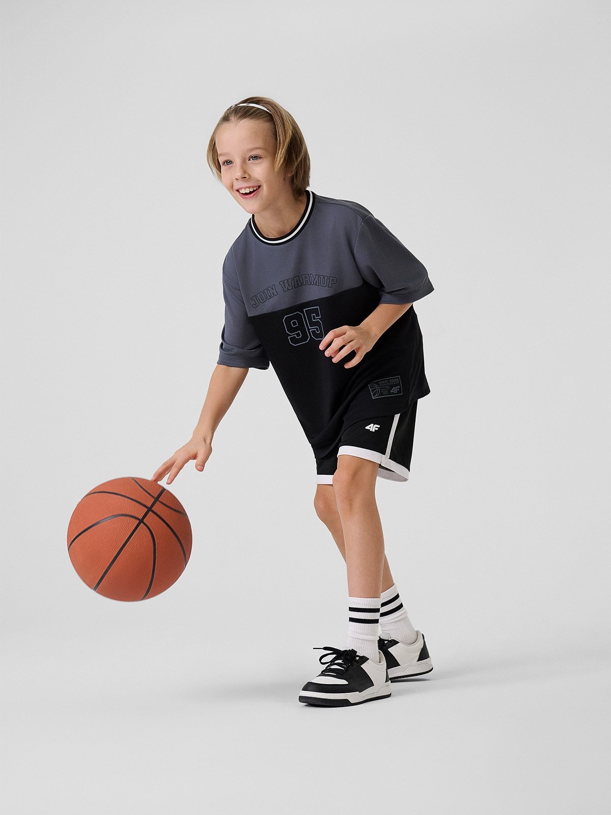 4F Koszulka sportowa szybkoschnąca chłopięca - czarna 146/152 (10-12 lat)