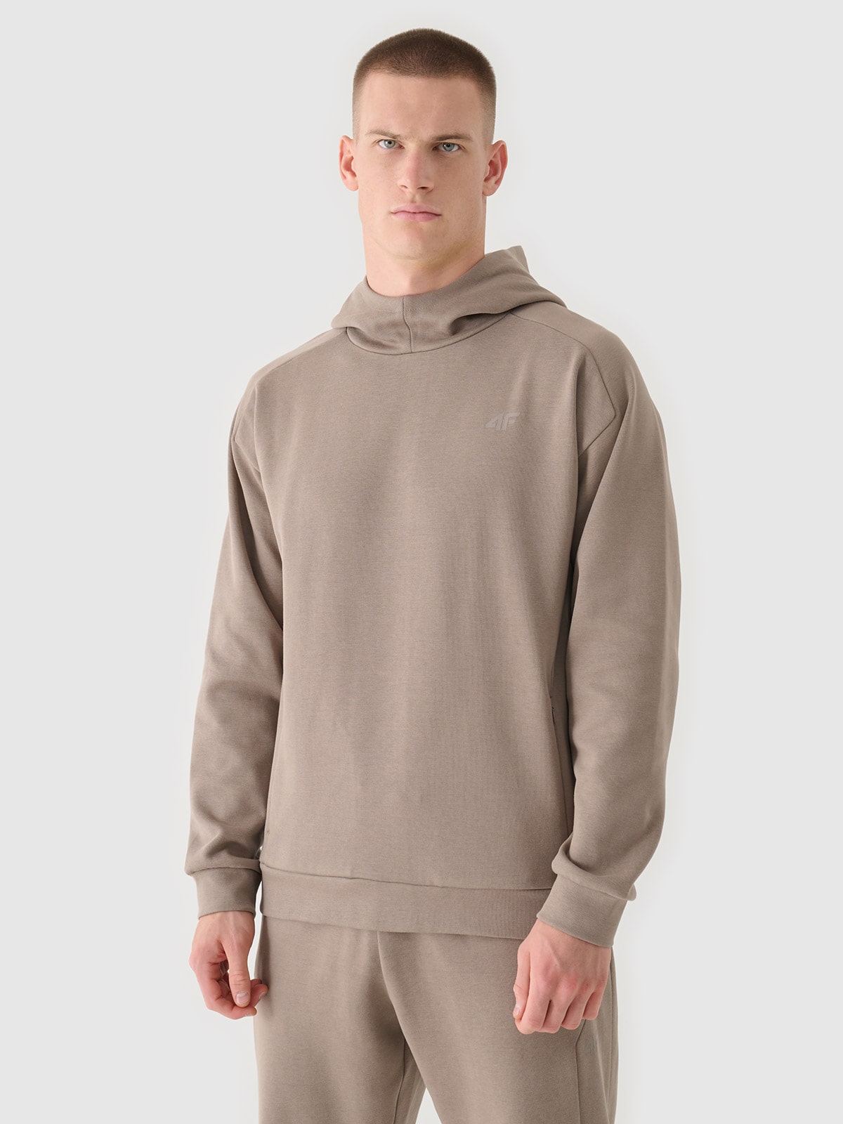 4F Bluza dresowa nierozpinana z kapturem męska - brązowa S