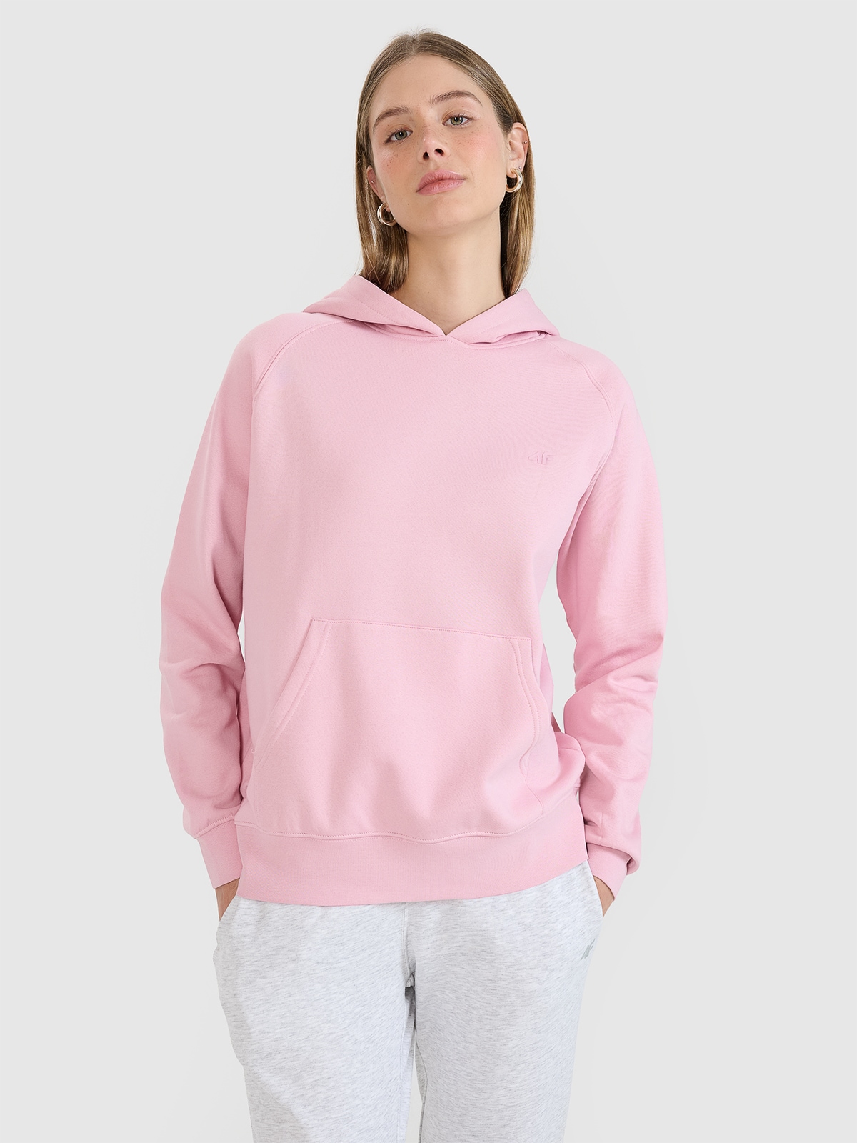 4F Bluza dresowa nierozpinana z kapturem damska - różowa S