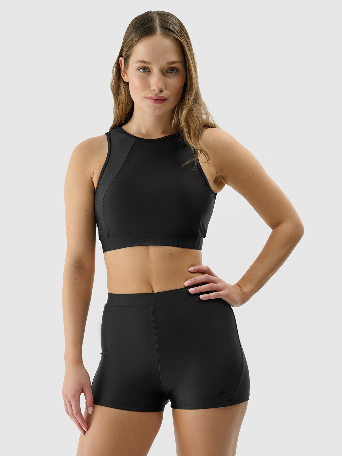 4F Góra od bikini damska - czarna XS