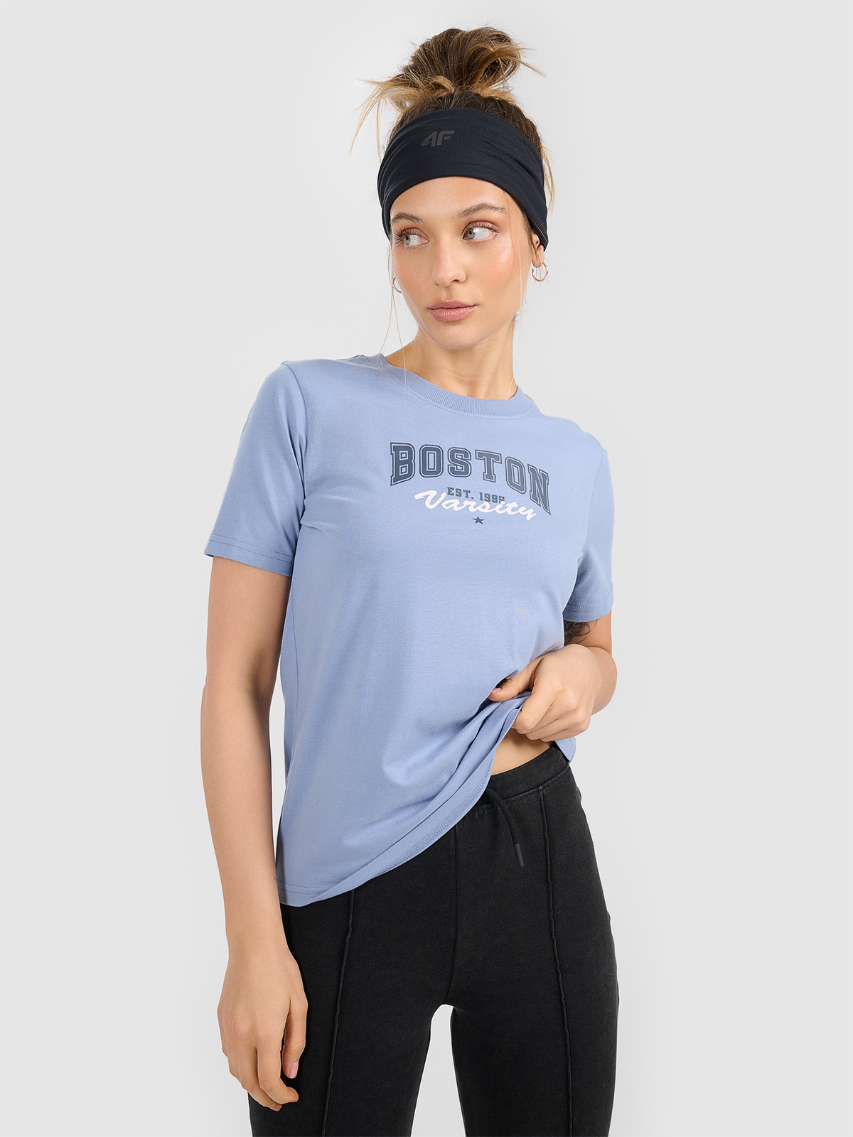 4F T-shirt regular z nadrukiem damski - niebieski XS