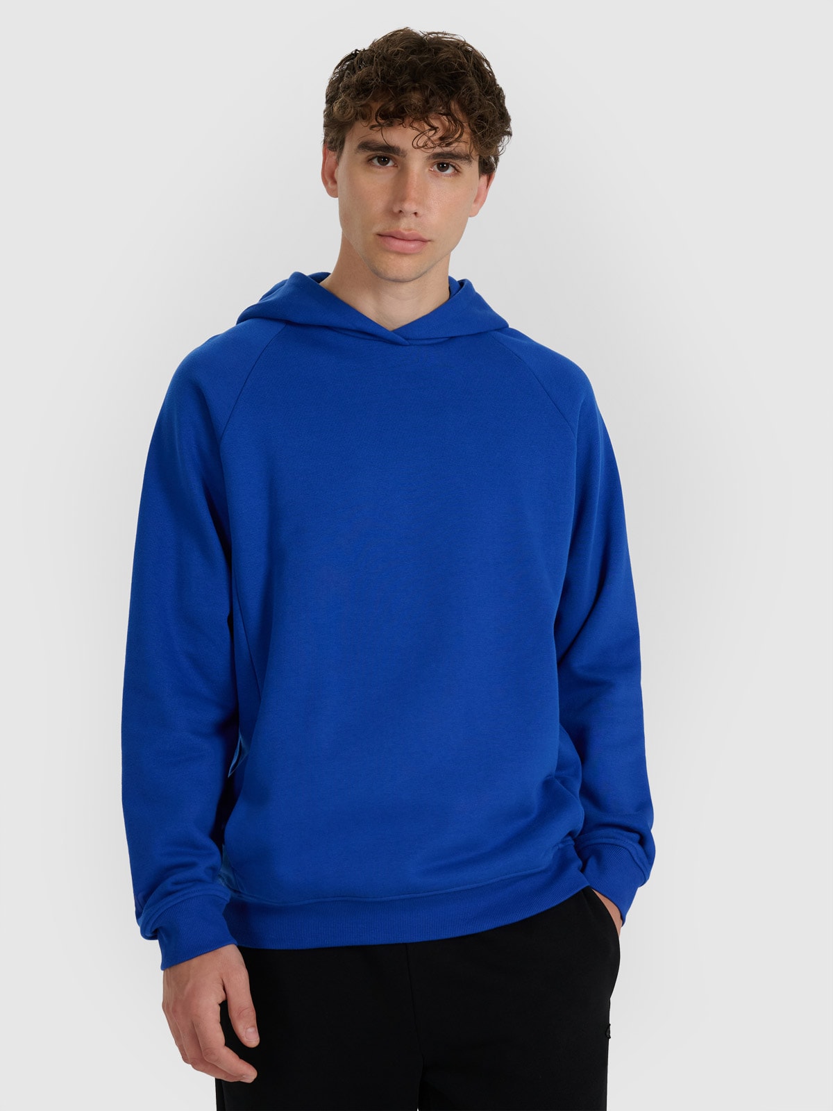 4F Bluza dresowa nierozpinana z kapturem męska - niebieska XL