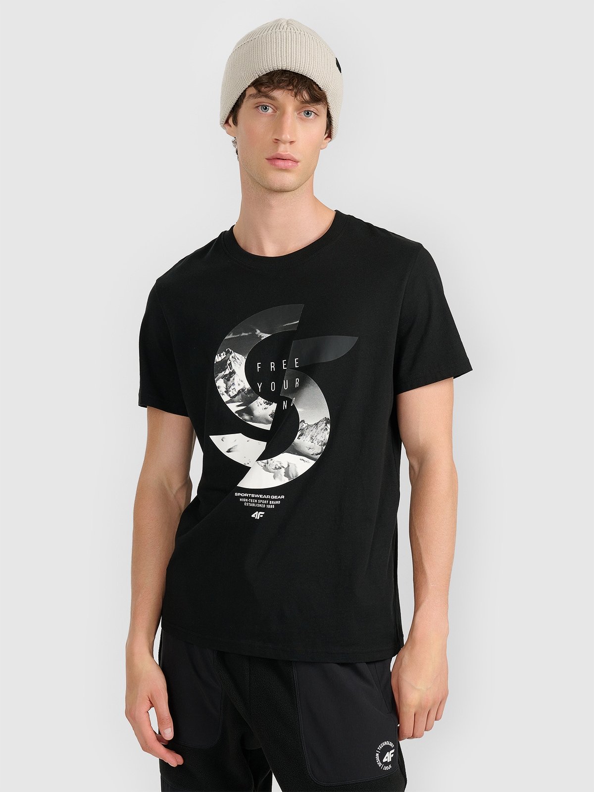 4F T-shirt regular z nadrukiem męski - czarny M