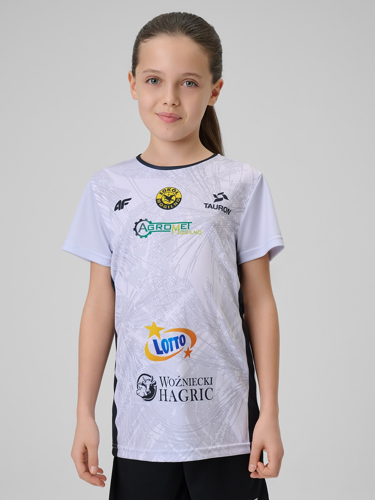 4F Koszulka meczowa replika domowa z sezonu 2025/26 dziecięca 4F x Sokół & Hagric Mogilno - czarna 122/128 (6-8 lat)