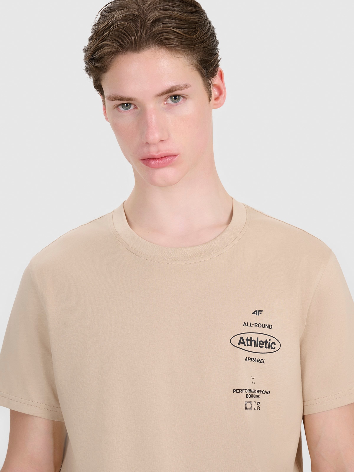 4F T-shirt regular z nadrukiem męski - brązowy 3XL