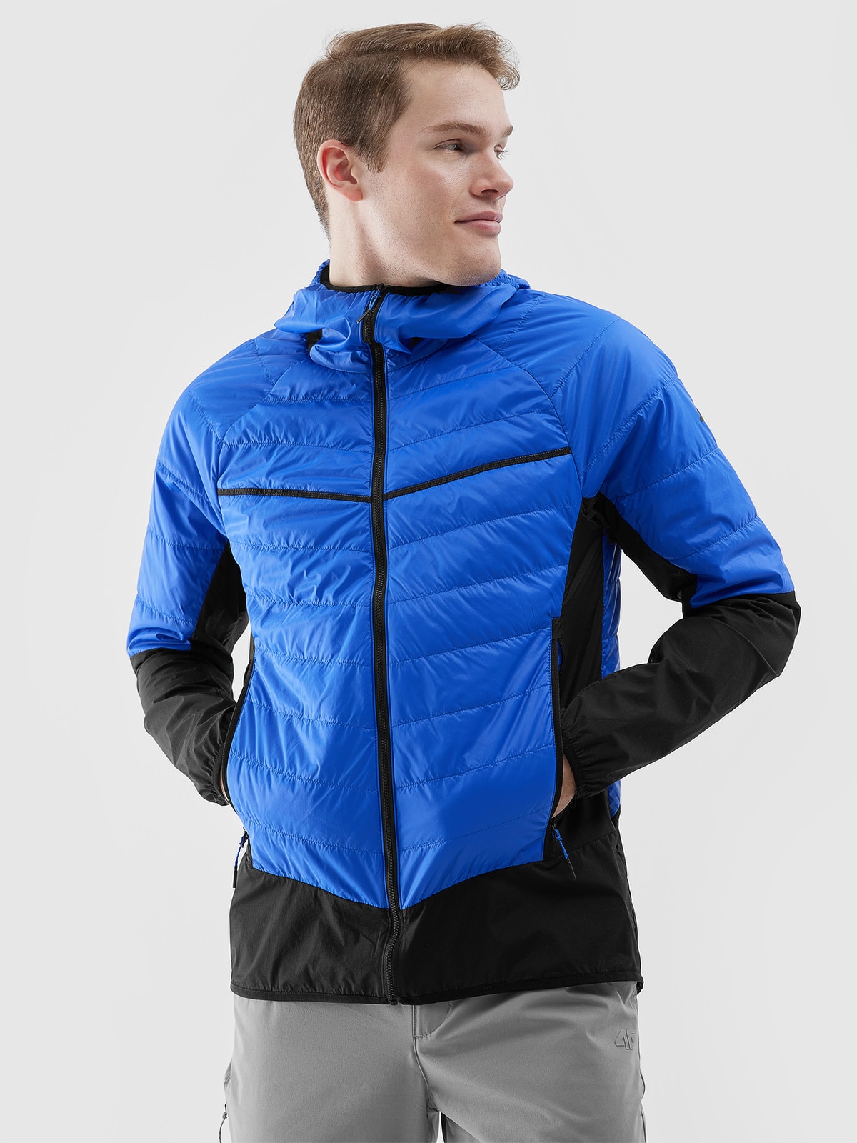 4F Kurtka puchowa trekkingowa z wypełnieniem Primaloft Black Insulation Eco męska - niebieska L