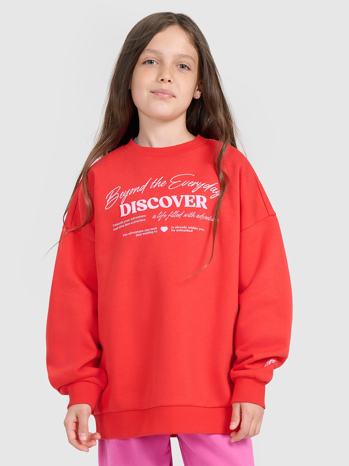 4F Bluza dresowa oversize nierozpinana bez kaptura dziewczęca - czerwona 128 (7-8 lat)