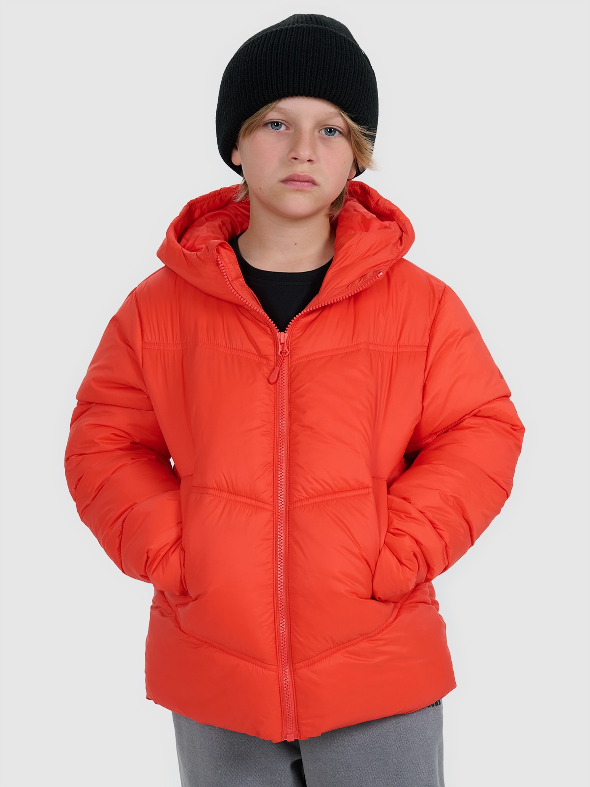 4F Kurtka puchowa z wypełnieniem syntetycznym chłopięca - czerwona 128 (7-8 lat)