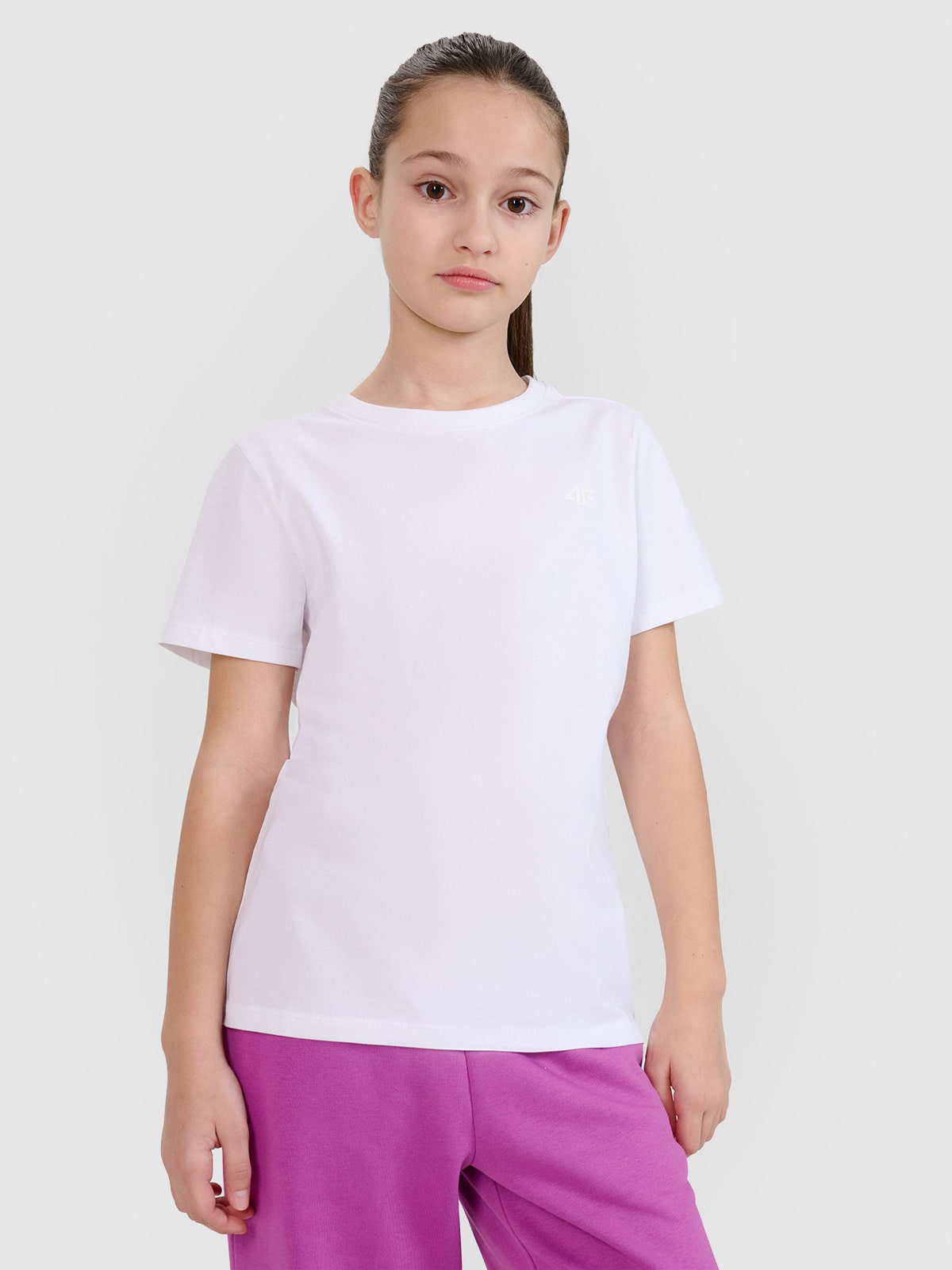 4F T-shirt regular gładki dziewczęcy - biały 122 (6-7 lat)