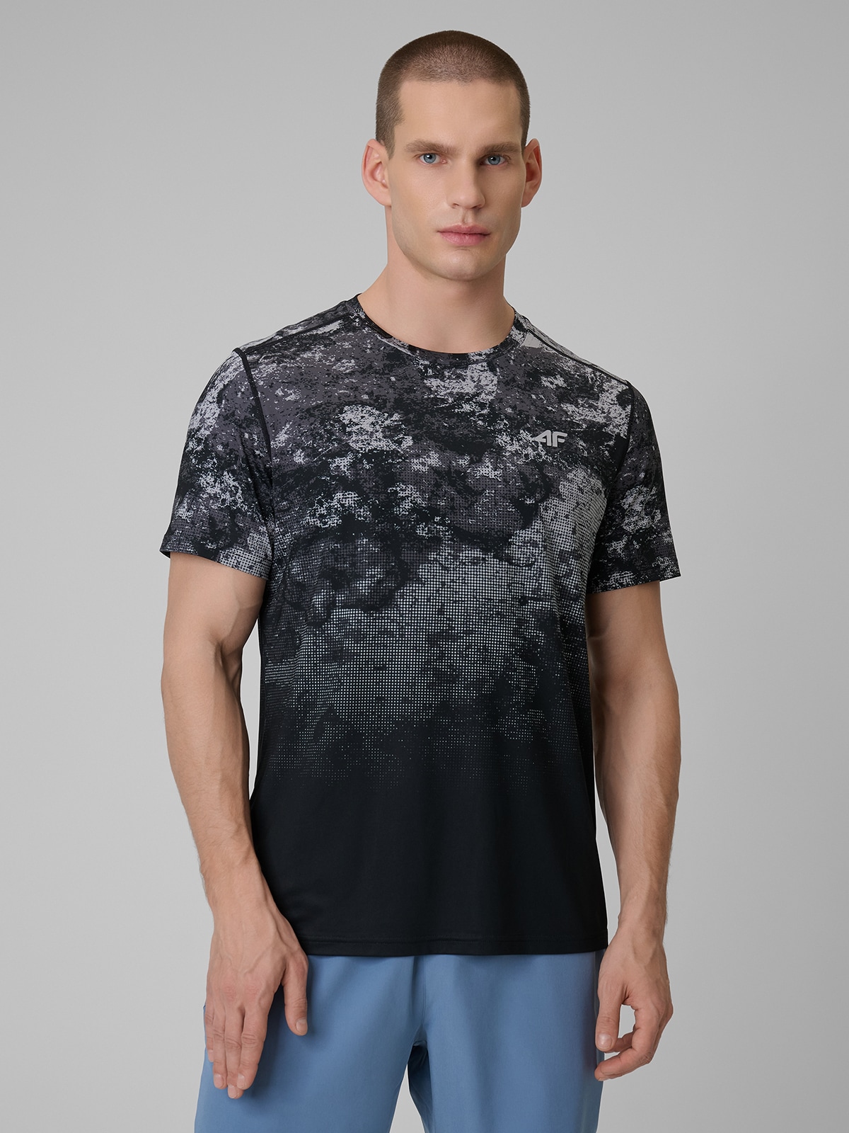 4F Koszulka treningowa regular szybkoschnąca męska - szara M