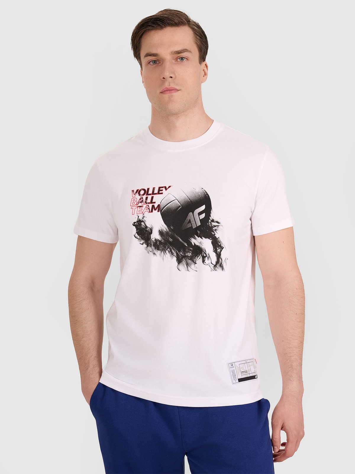 4F T-shirt regular z nadrukiem siatkarskim męski - biały XL