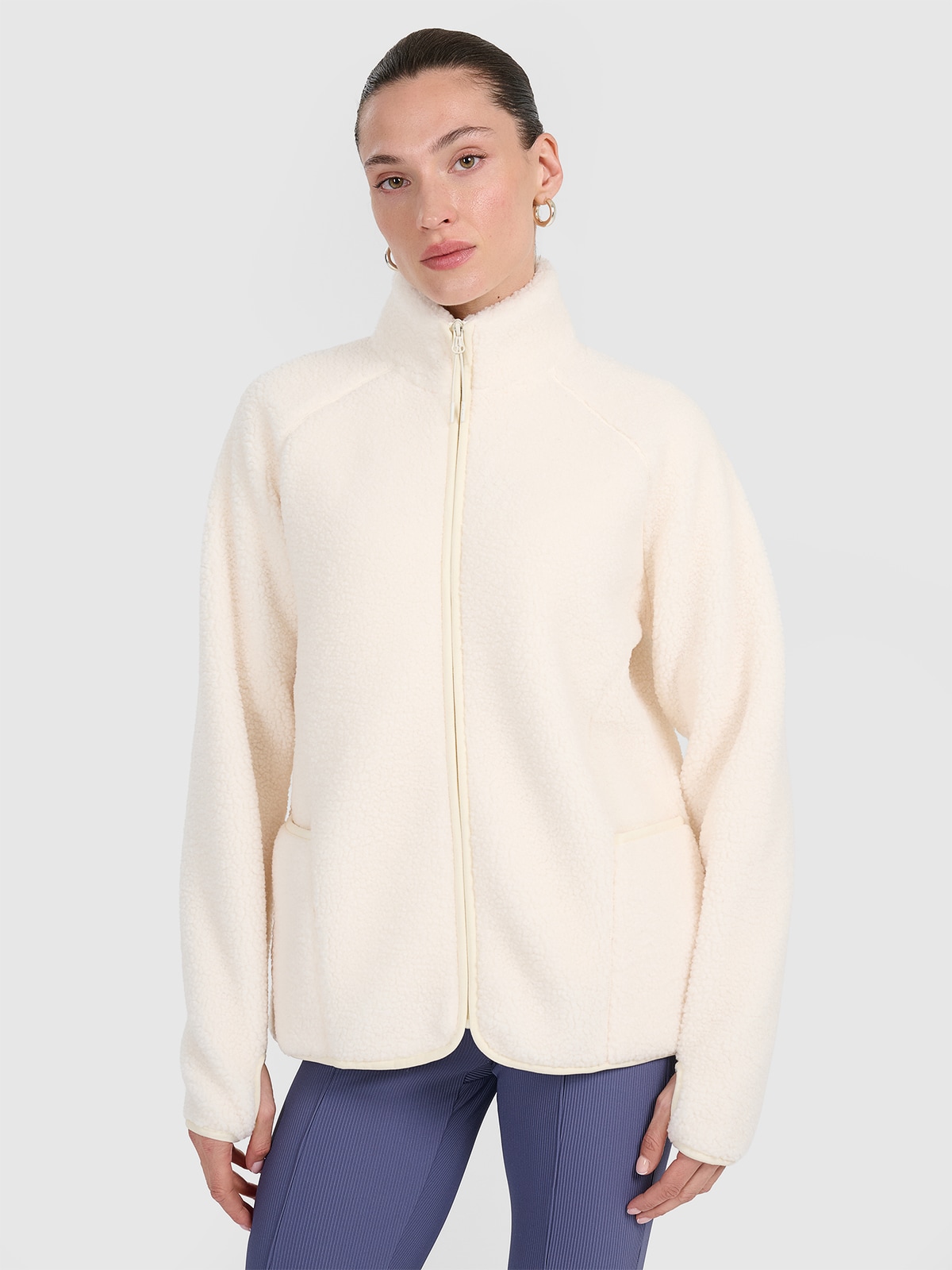 4F Polar sherpa ze stójką oversize damski - biały L