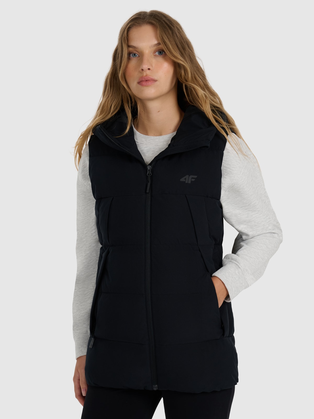 4F Bezrękawnik puchowy z wypełnieniem syntetycznym damski - czarny L