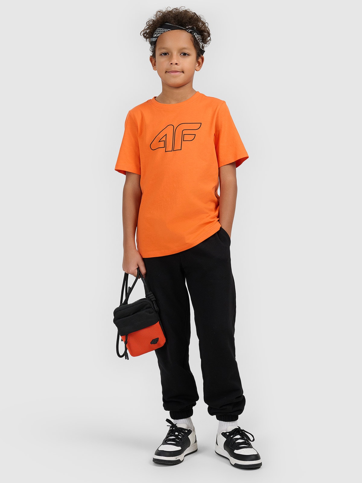 4F T-shirt regular z nadrukiem chłopięcy - pomarańczowy 146 (10-11 lat)