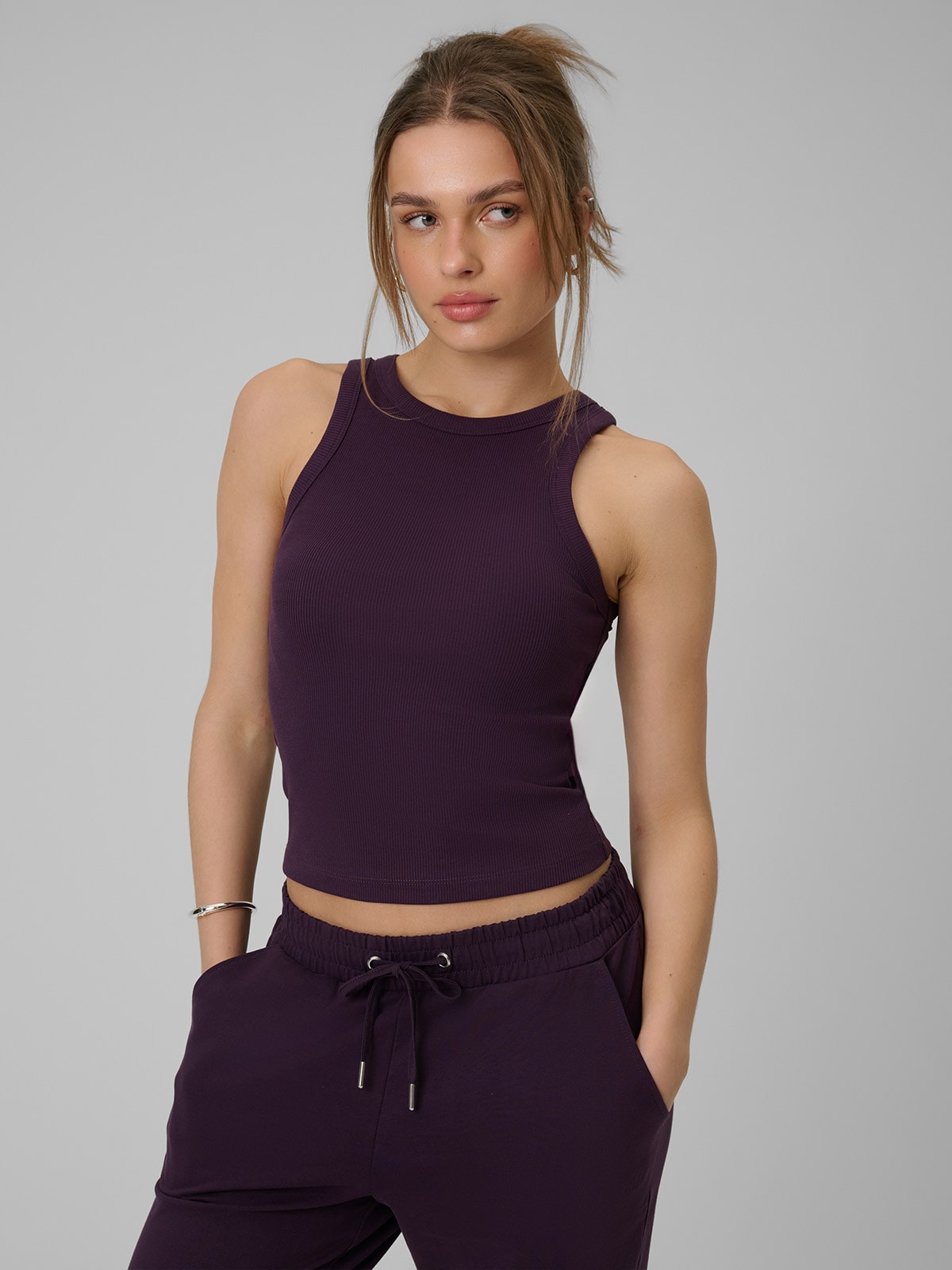 4F Top slim z prążkowanej dzianiny damski - fioletowy XS