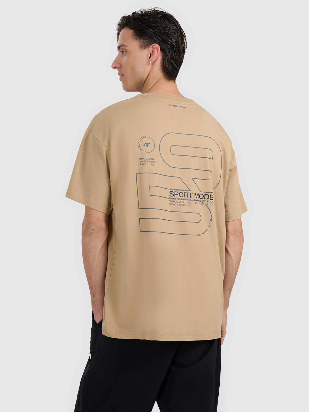 4F T-shirt oversize z nadrukiem męski - beżowy S