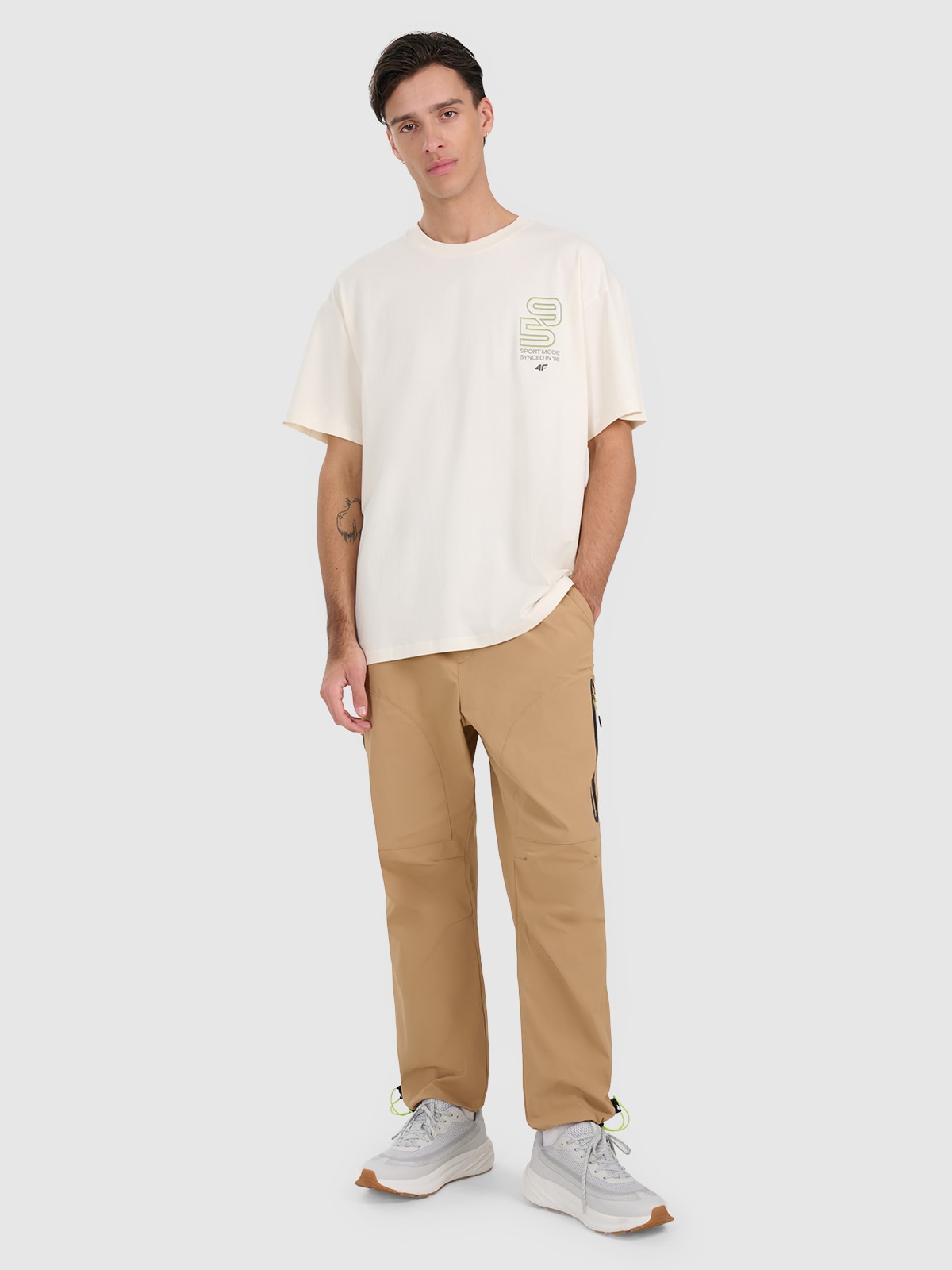 4F Spodnie casual męskie - beżowe XL