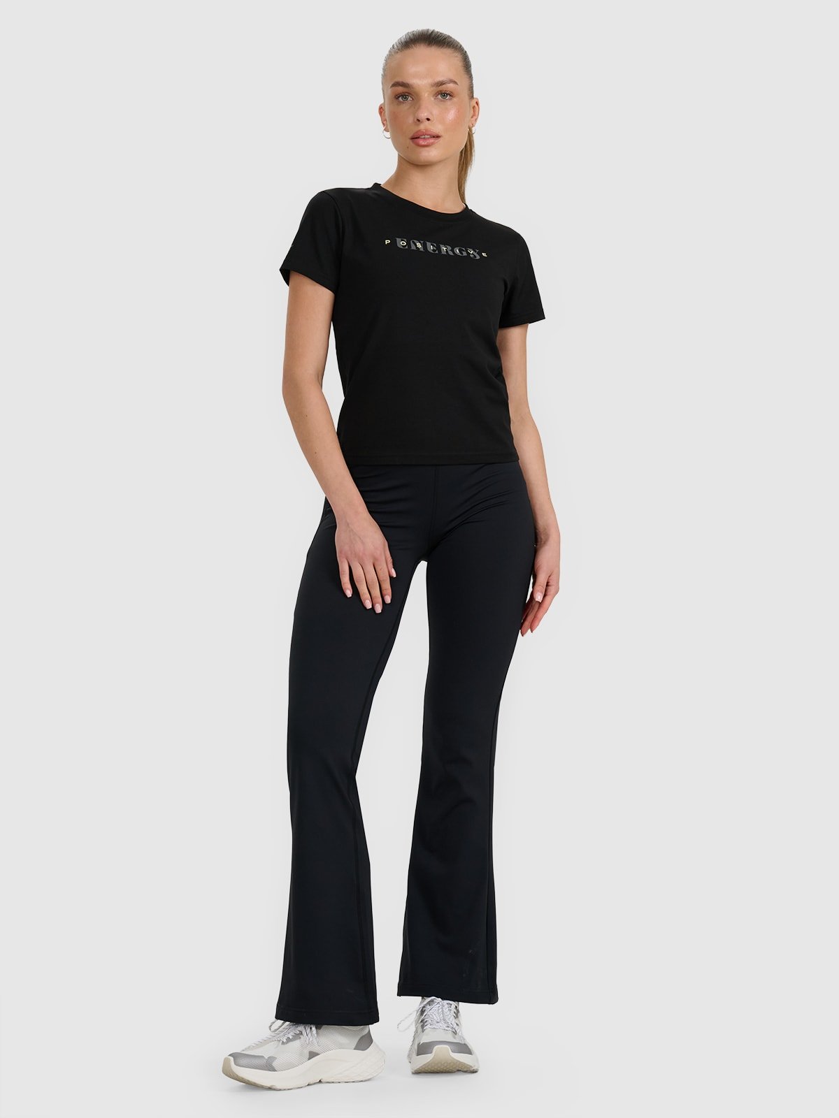 4F Legginsy z rozszerzanymi nogawkami damskie- czarne S