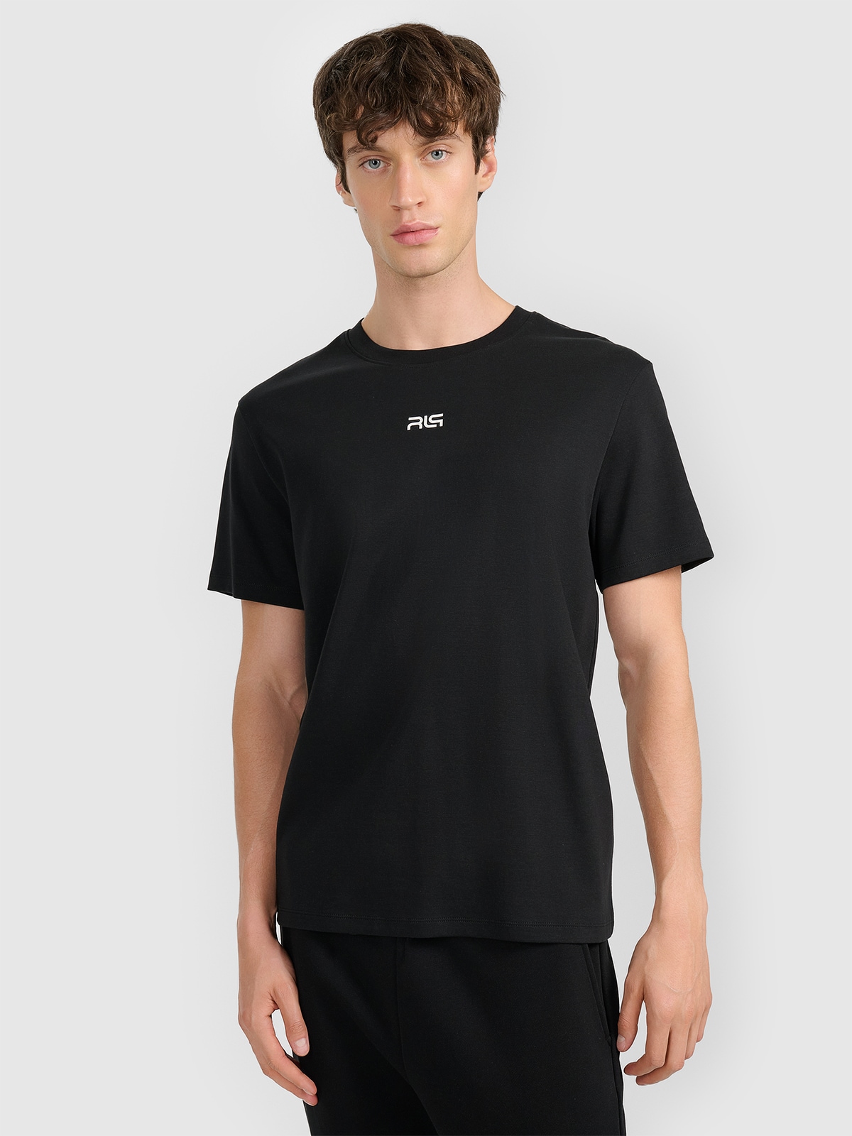 4F T-shirt regular z nadrukiem męski 4F x Robert Lewandowski - czarna XL