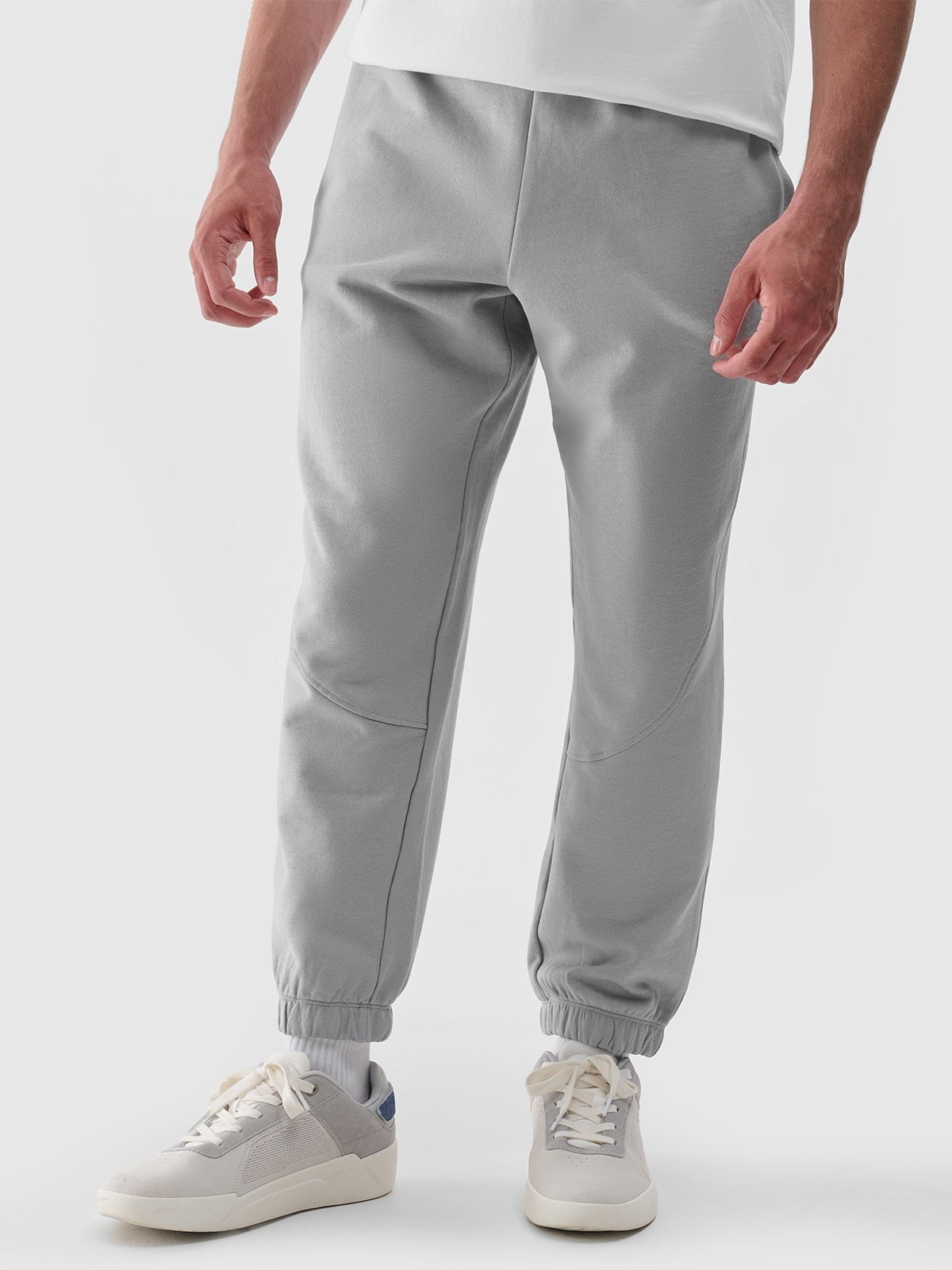 4F Spodnie dresowe joggery męskie - szare XXL