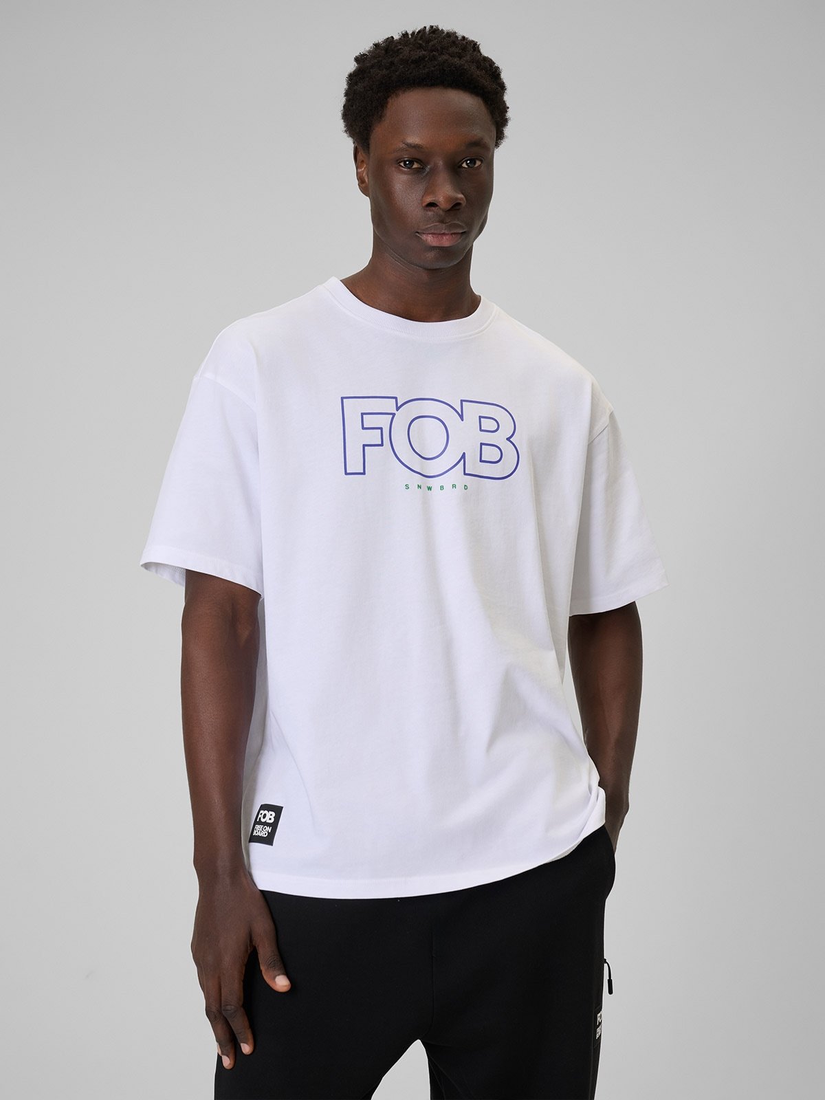 4F T-shirt loose z nadrukiem męski - biały S