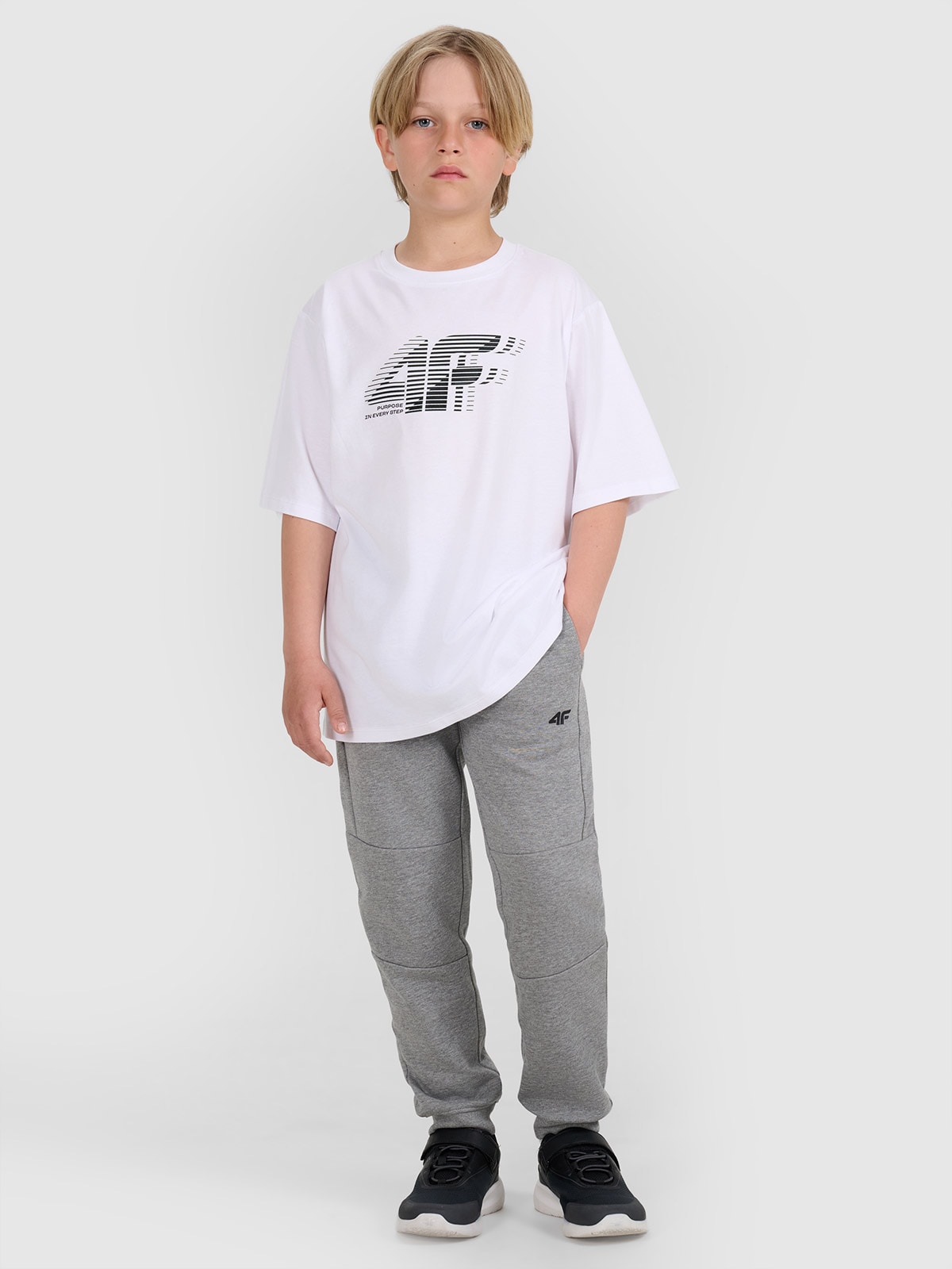 4F Spodnie dresowe joggery chłopięce - szare 146 (10-11 lat)