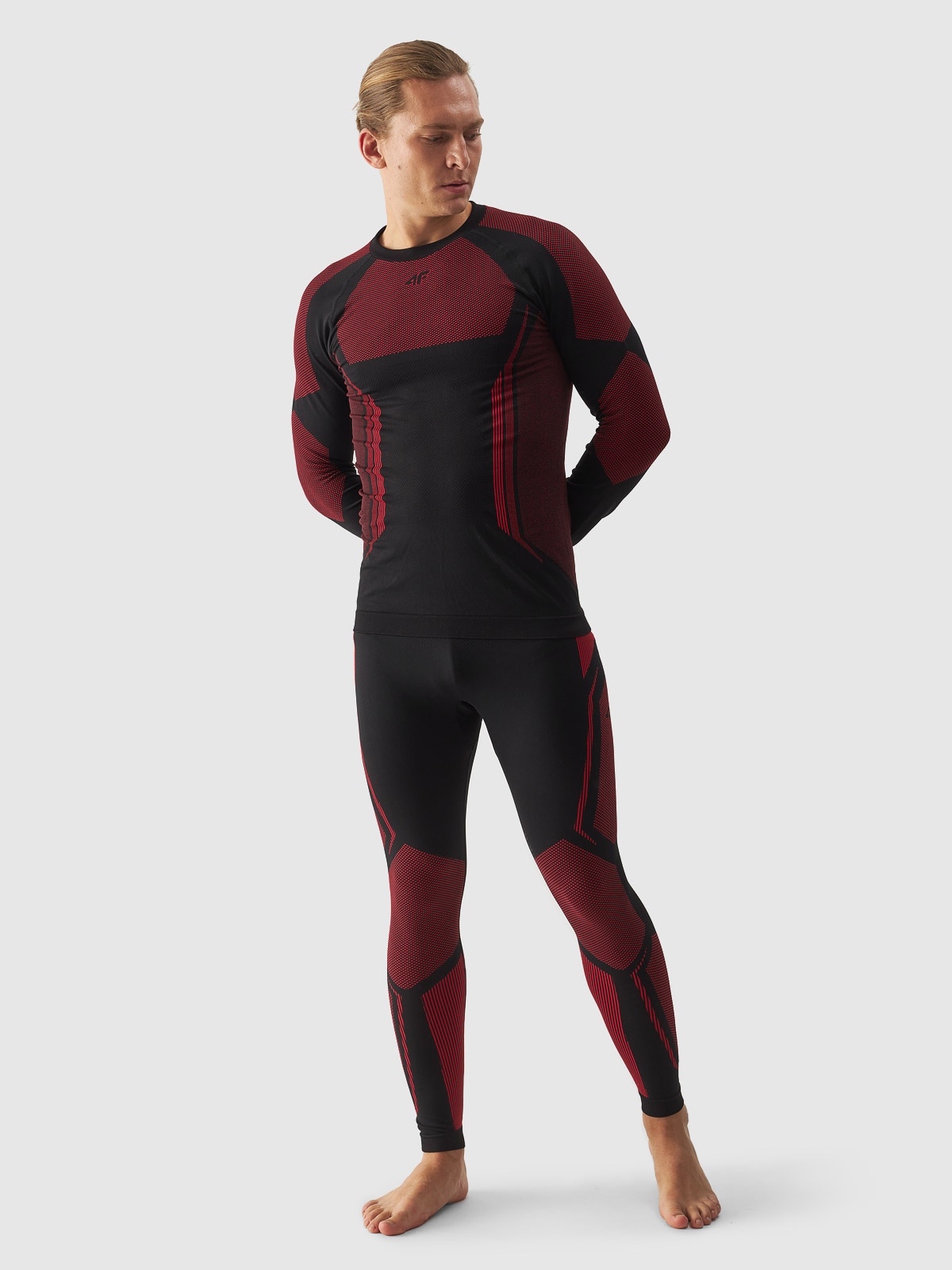 4F Bielizna termoaktywna bezszwowa (dół) męska - czerwona S/M