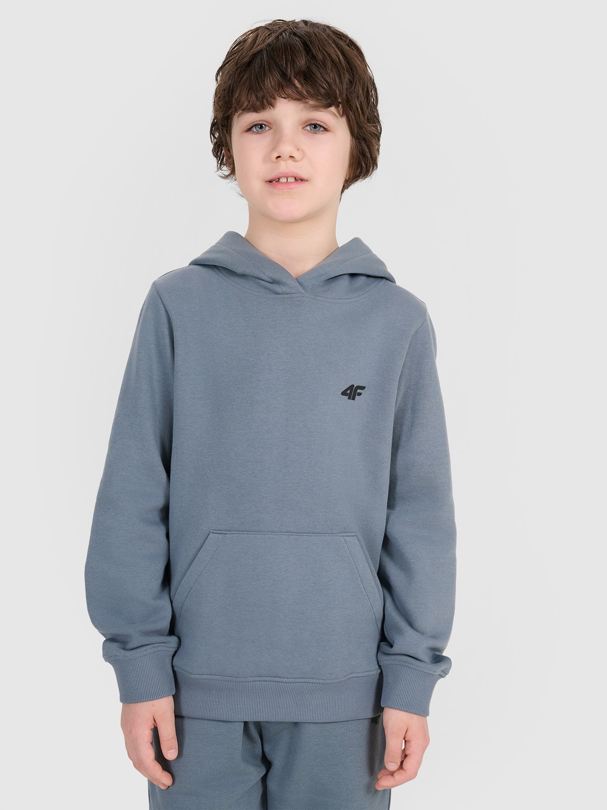 4F Bluza dresowa nierozpinana z kapturem chłopięca - turkusowa 122 (6-7 lat)