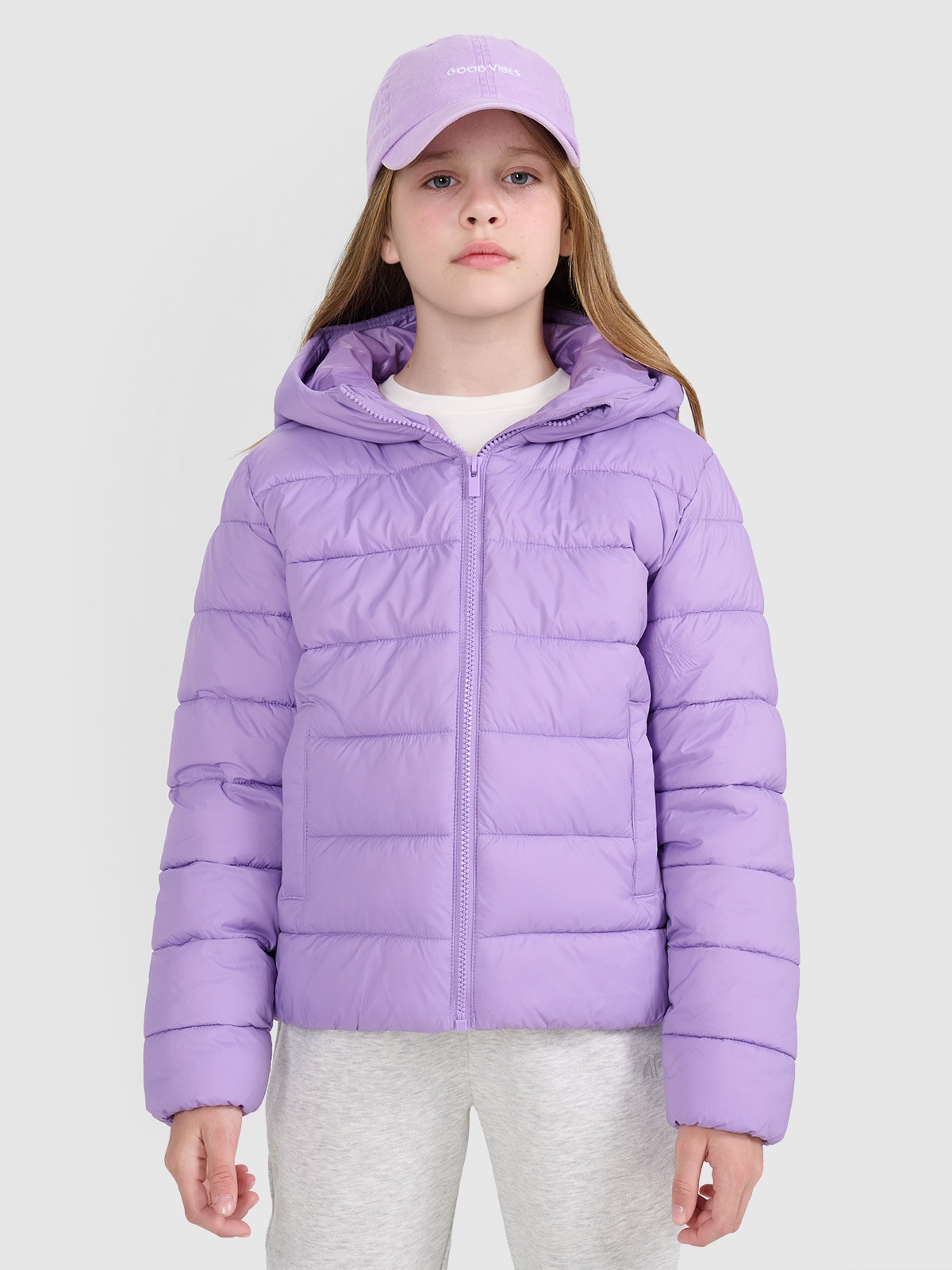 4F Kurtka puchowa z wypełnieniem syntetycznym dziewczęca - fioletowa 128 (7-8 lat)