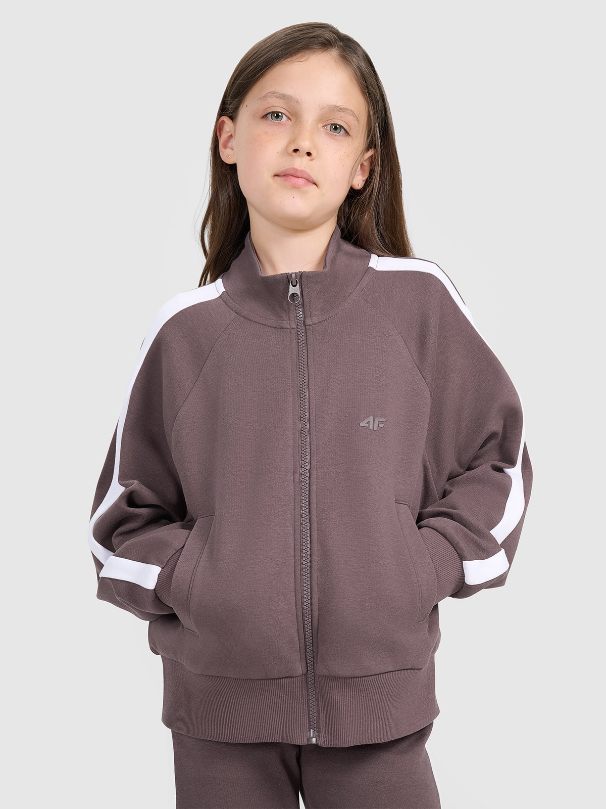 4F Bluza dresowa rozpinana bez kaptura dziewczęca - brązowa 122 (6-7 lat)