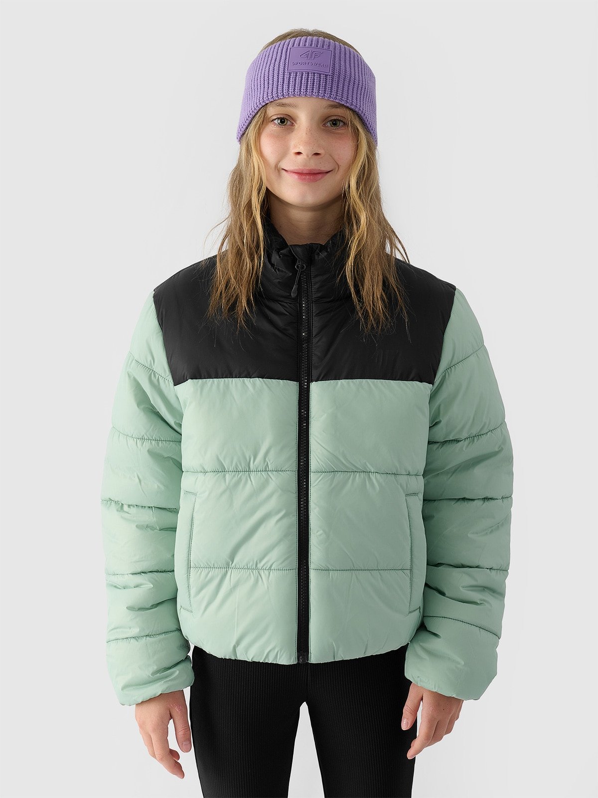 4F Kurtka puchowa z wypełnieniem syntetycznym dziewczęca - miętowa 122 (6-7 lat)